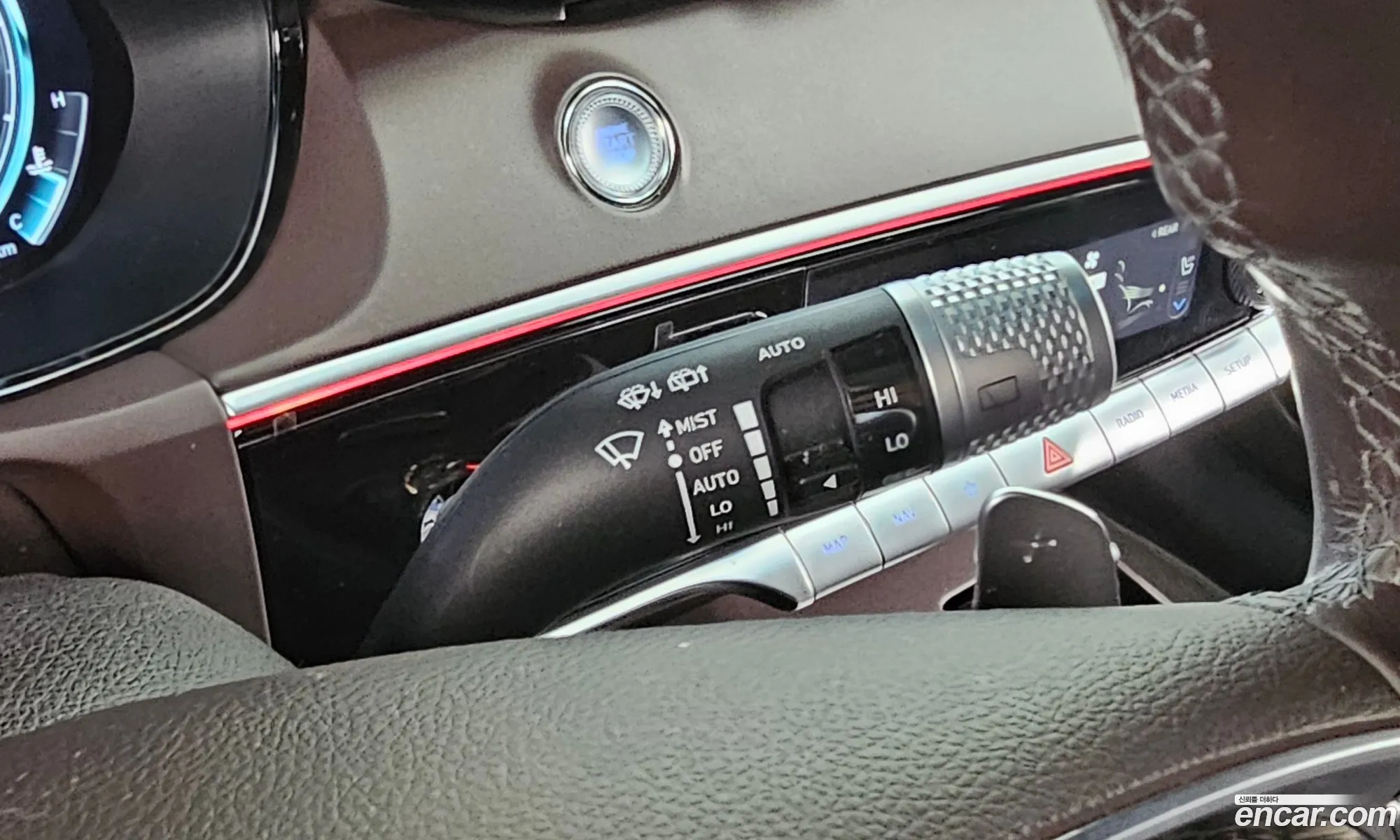 Genesis GV70 2021 — 21
