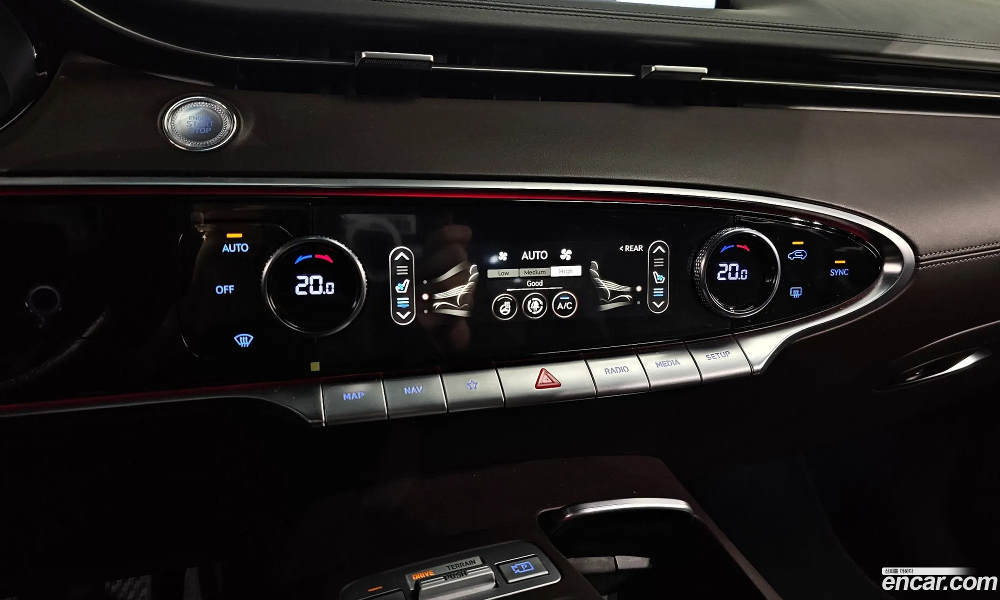 Genesis GV70 2021 — 4