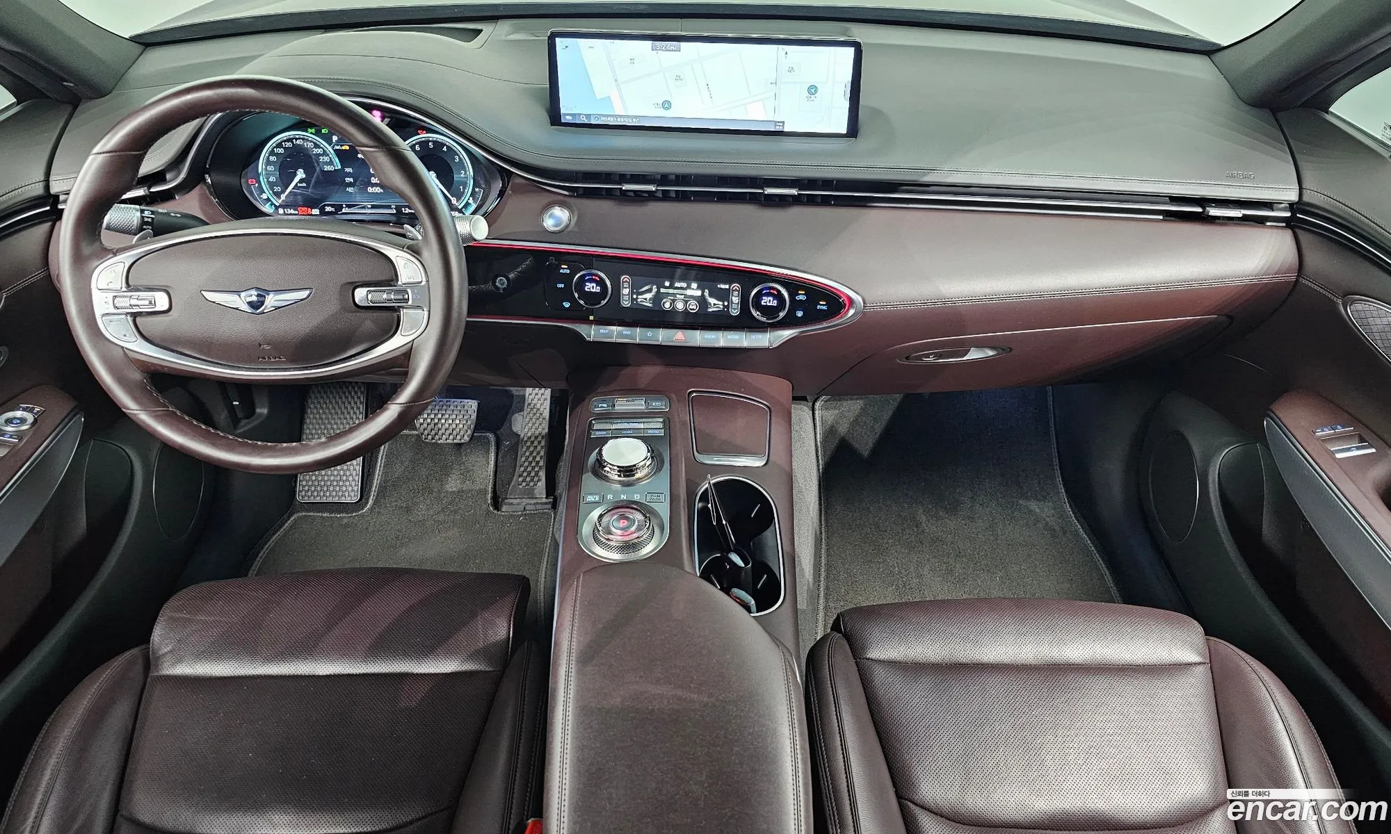 Genesis GV70 2021 — 8