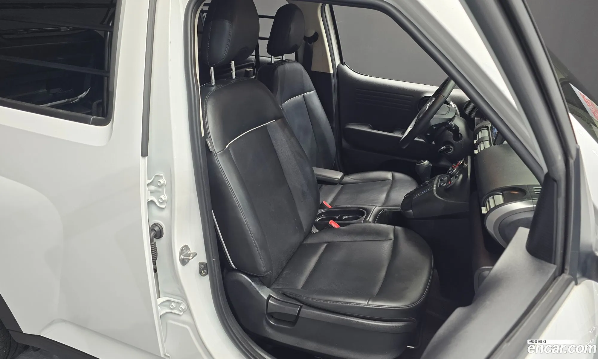 Hyundai Casper 2022 — 13