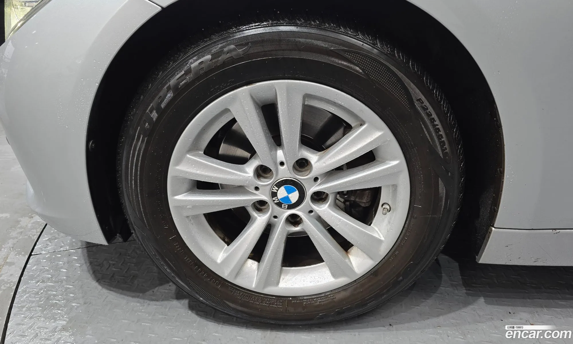 BMW 3 Series 2017 WBA8D1106HK777095 — 19