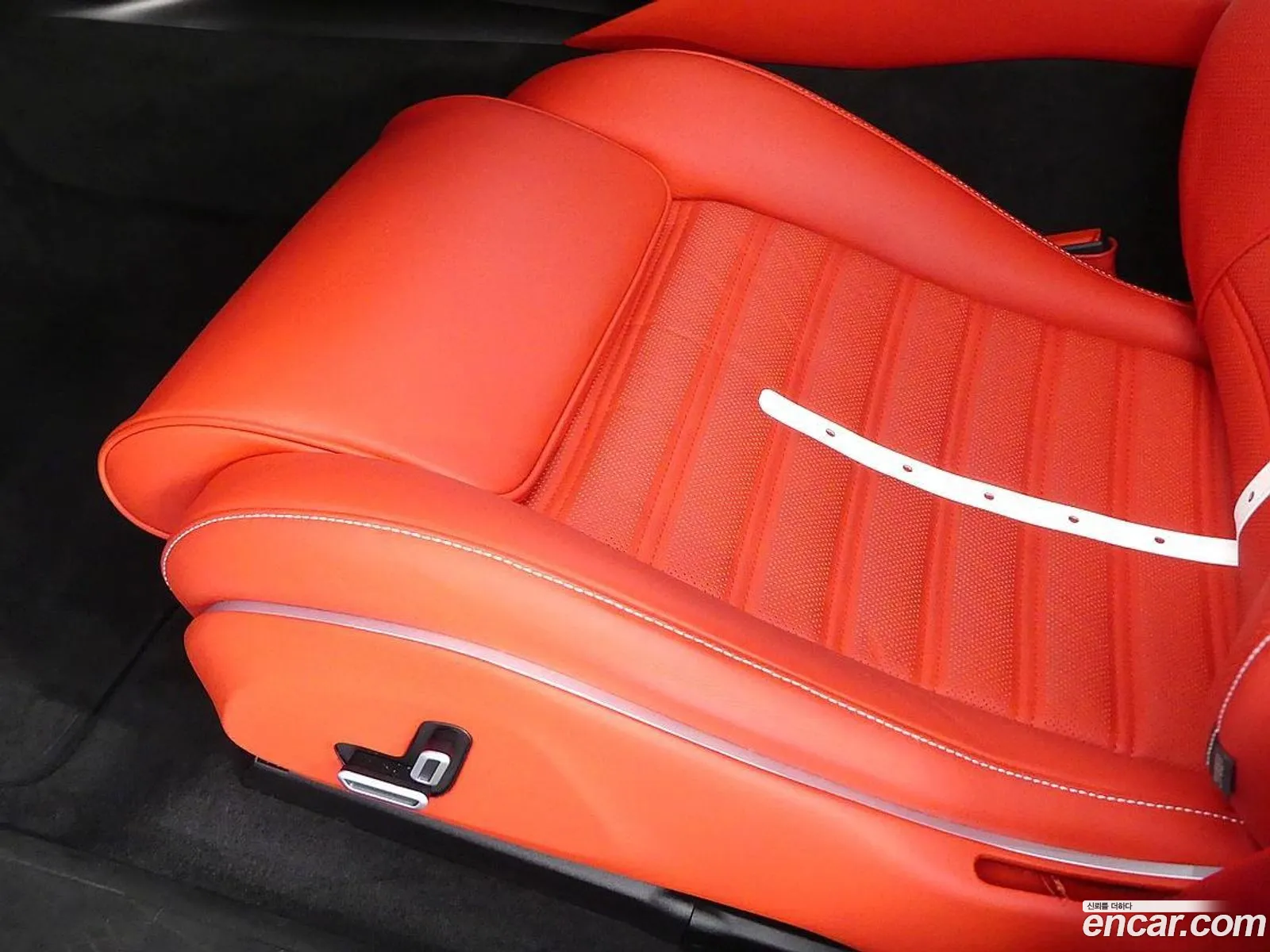Ferrari Purosangue 2025 — 4