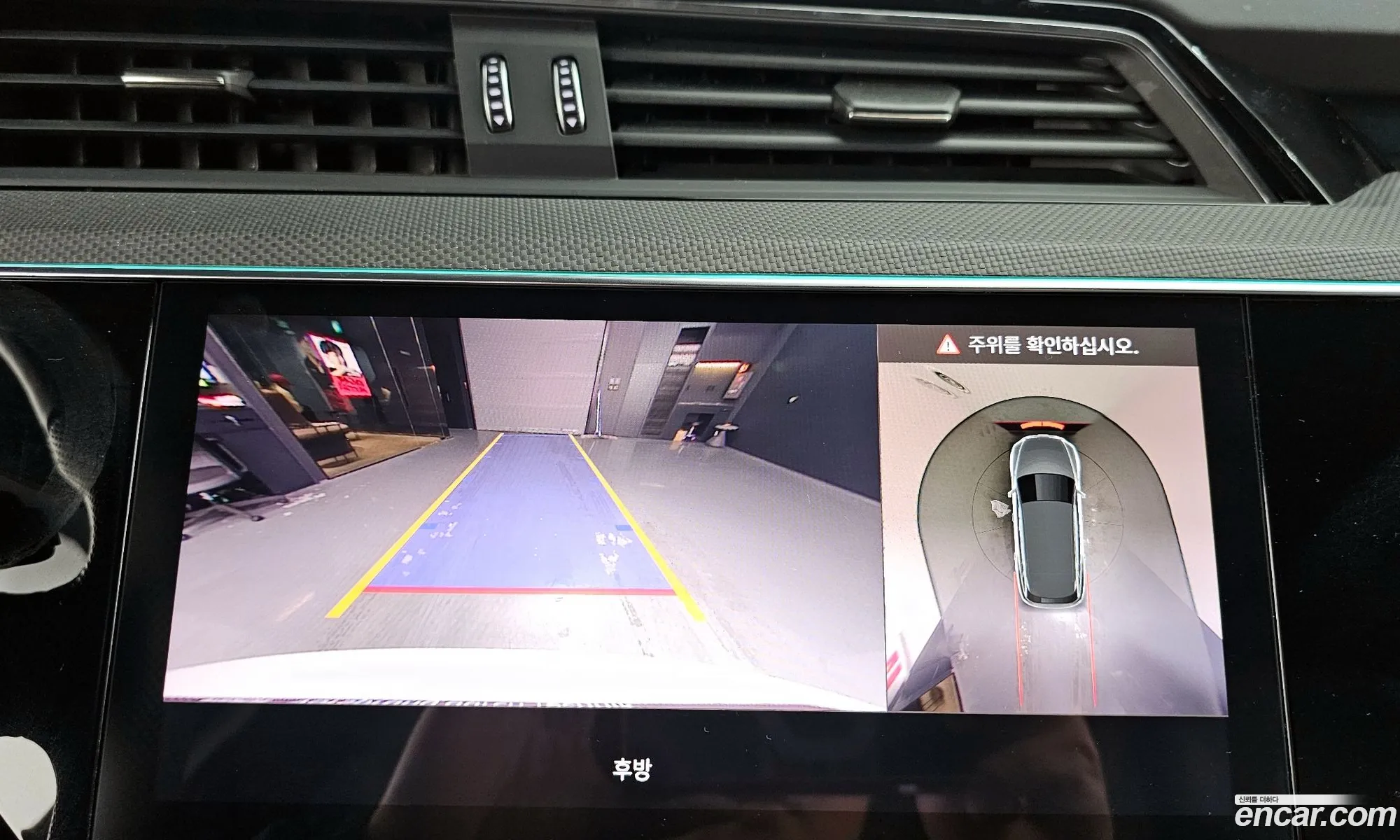Audi e-tron 2022 WAUZZZGE0NB047685 — 19