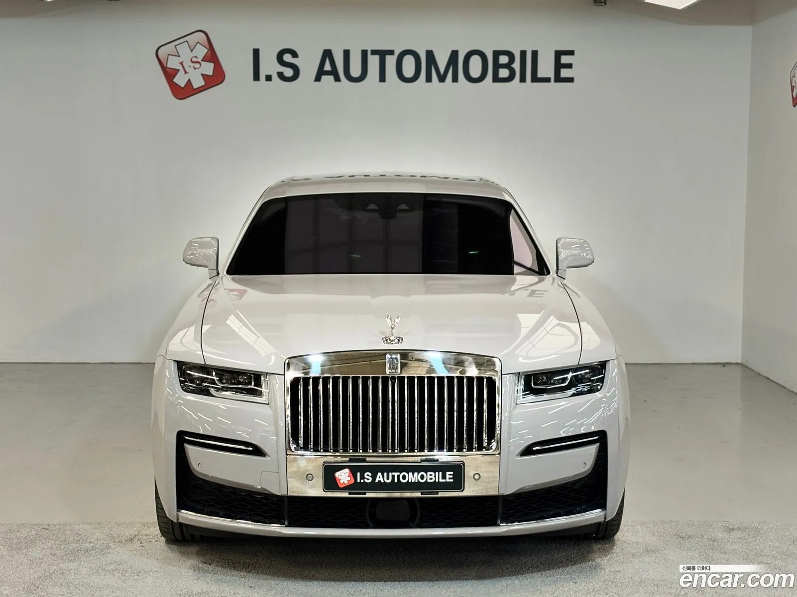 Rolls-Royce Ghost 2022 — 6