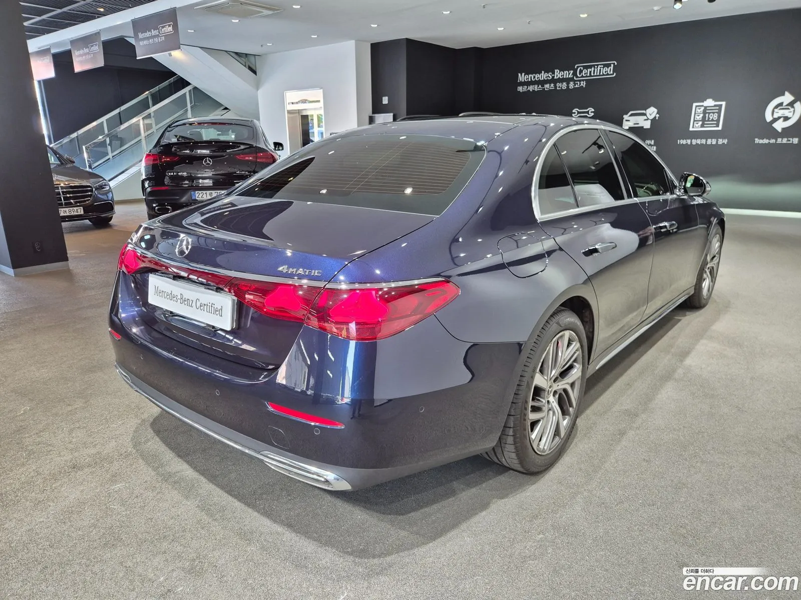 Mercedes-Benz E-Class W214 2025 — 18