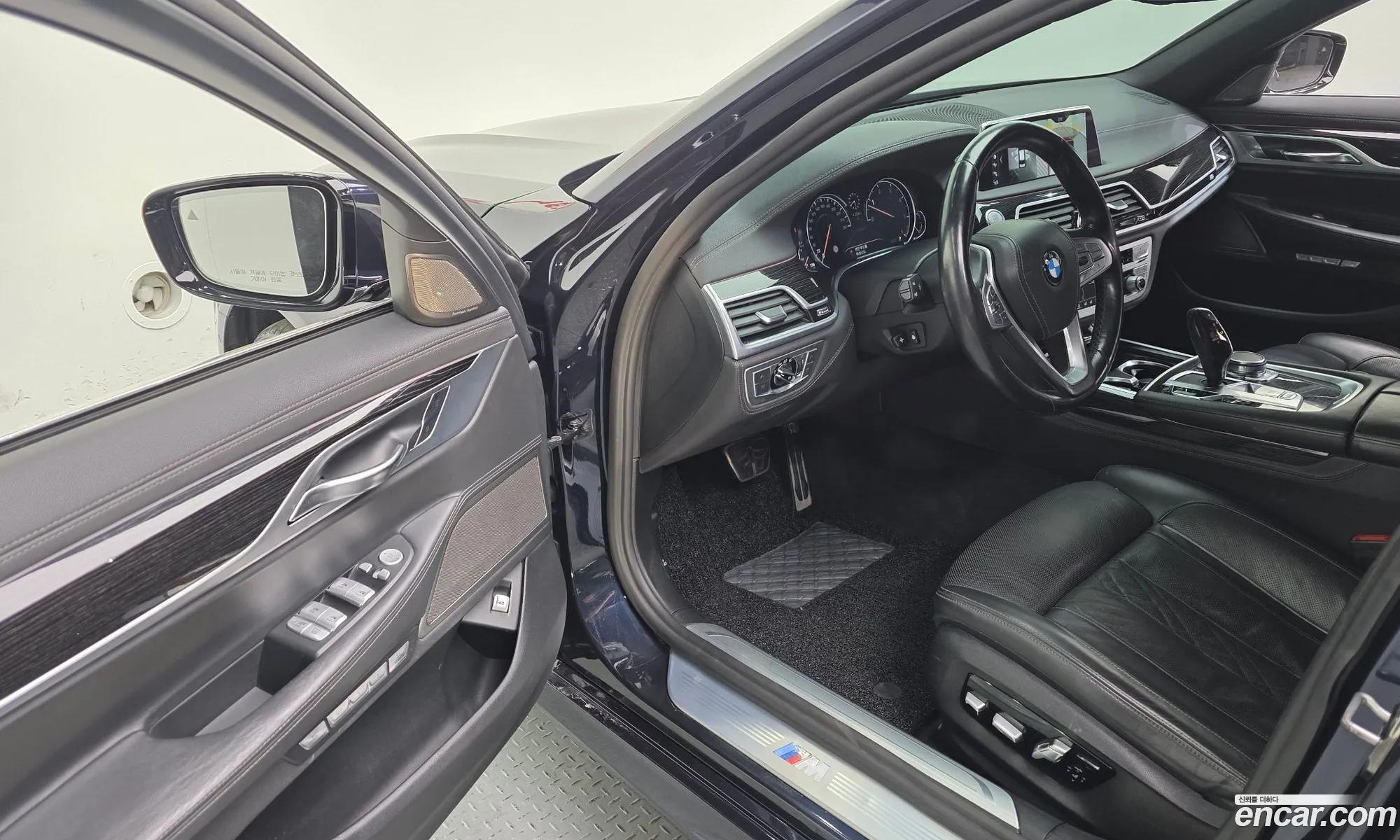 BMW 7 Series 2017 WBA7G6101JB243301 — 4