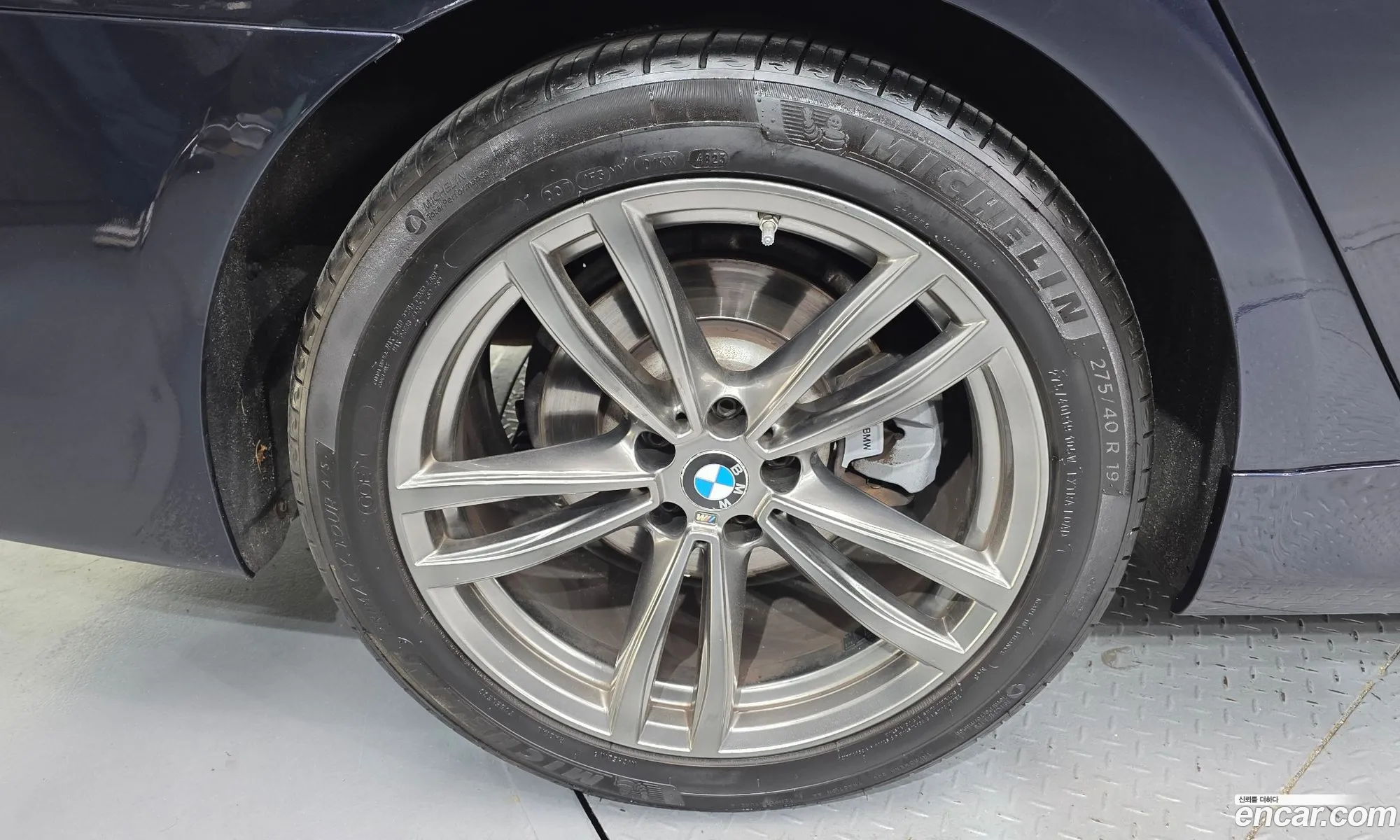 BMW 7 Series 2017 WBA7G6101JB243301 — 16