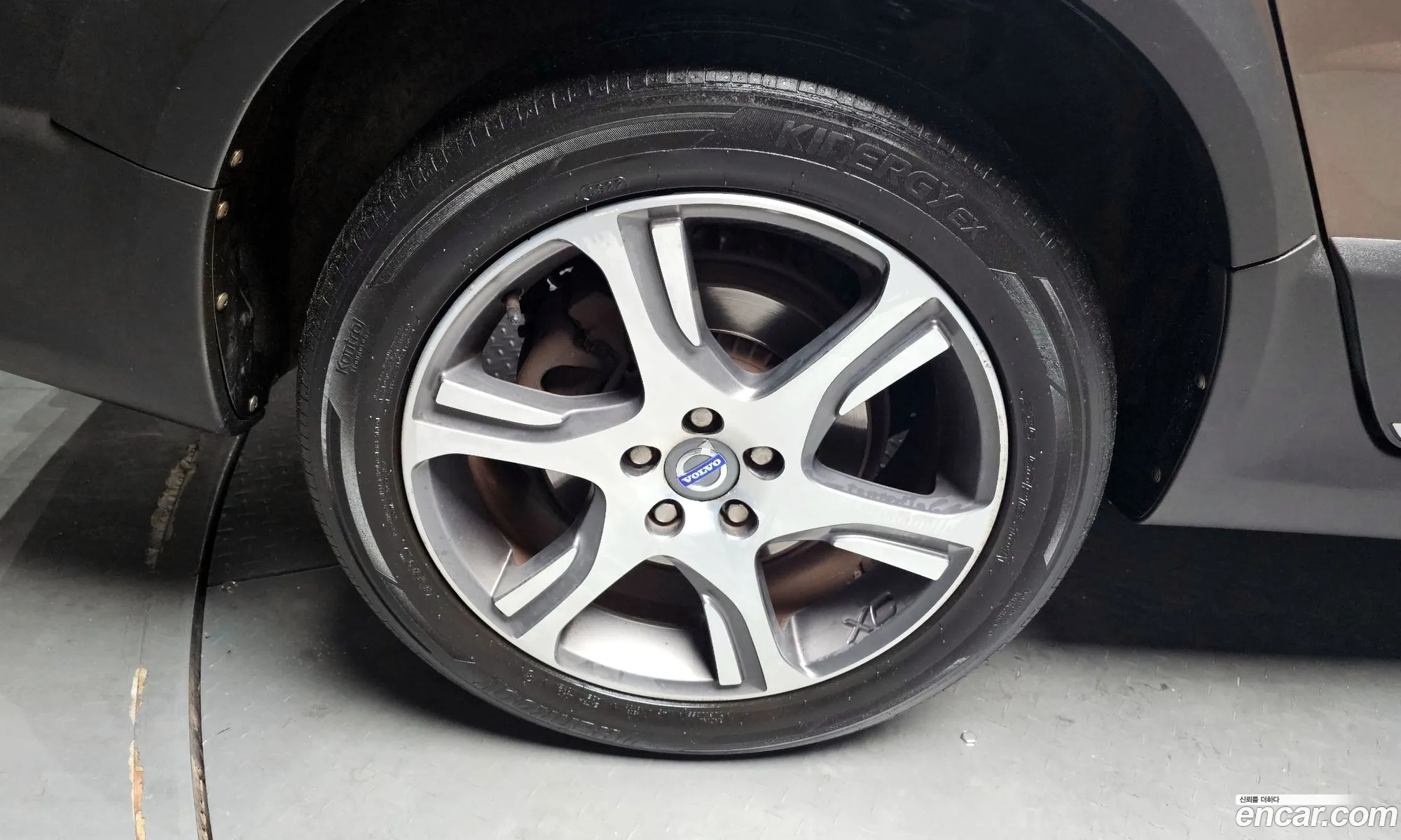 Volvo XC70 2013 YV1BZ82K6E1178140 — 18