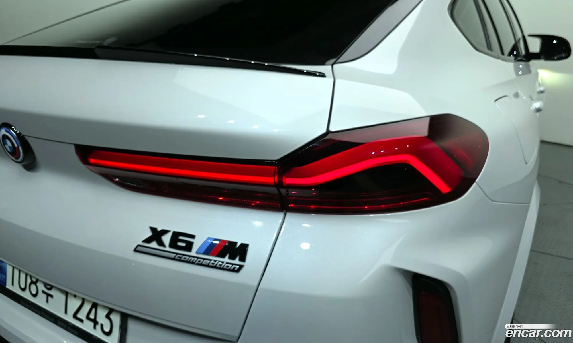 BMW X6 M 2023 — 21