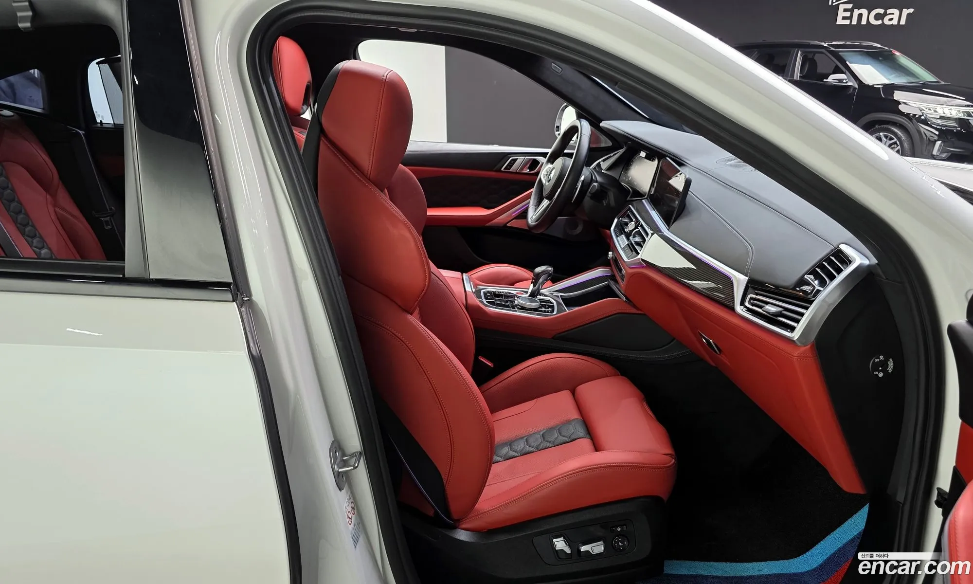 BMW X6 M 2023 — 18