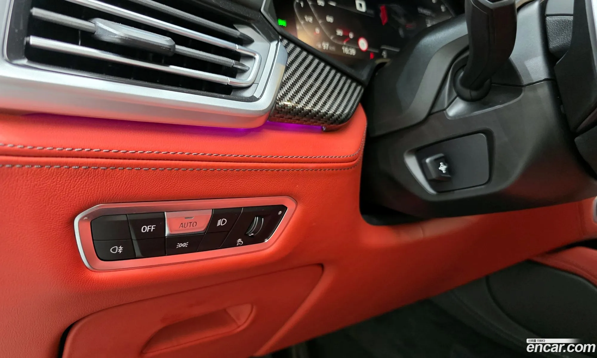 BMW X6 M 2023 — 10