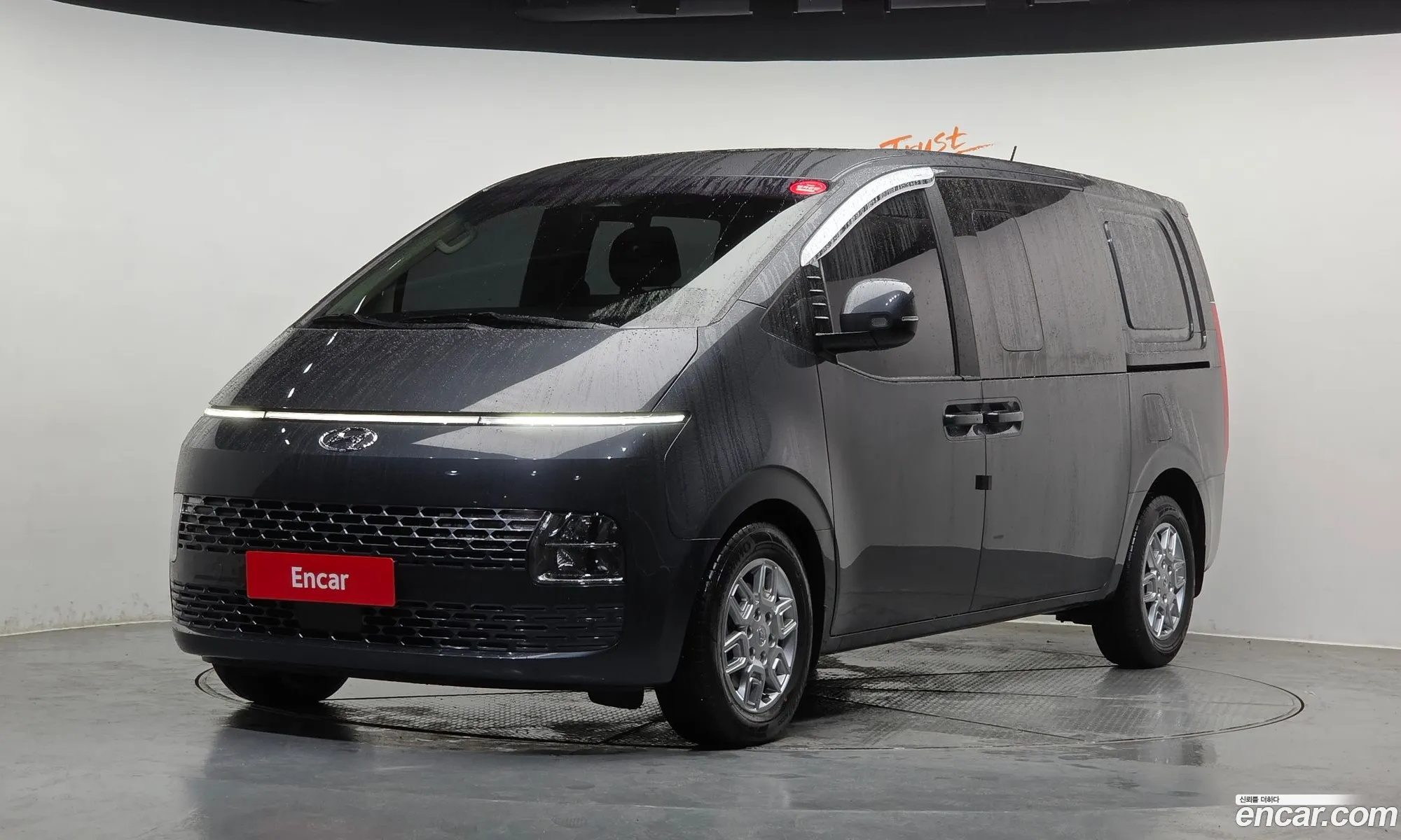 Hyundai Staria 2021 — 2