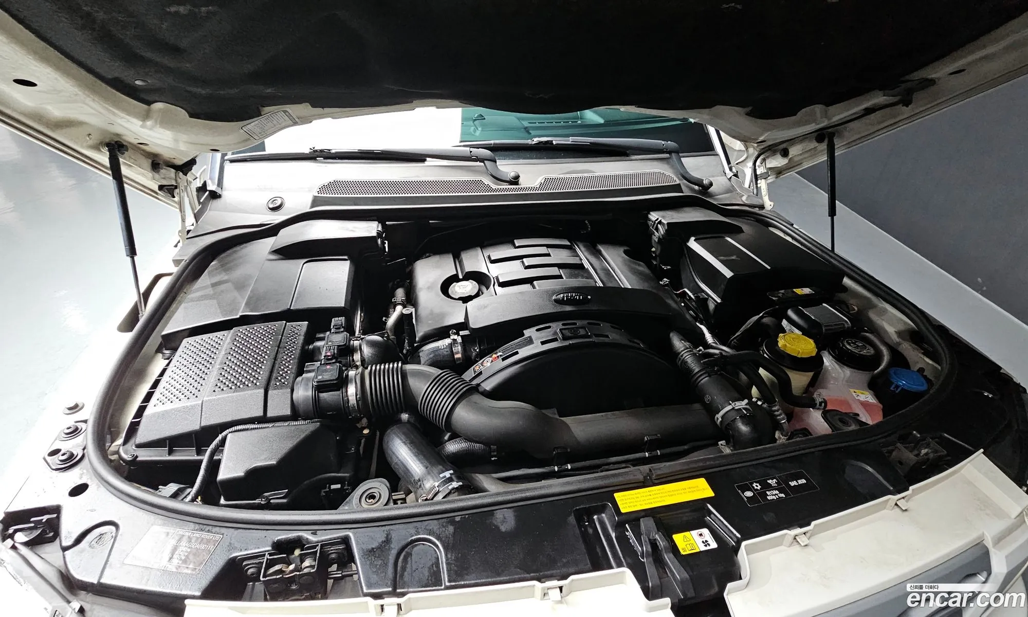 Land Rover Discovery 4 2013 SALLAAAG6DA690111 — 15