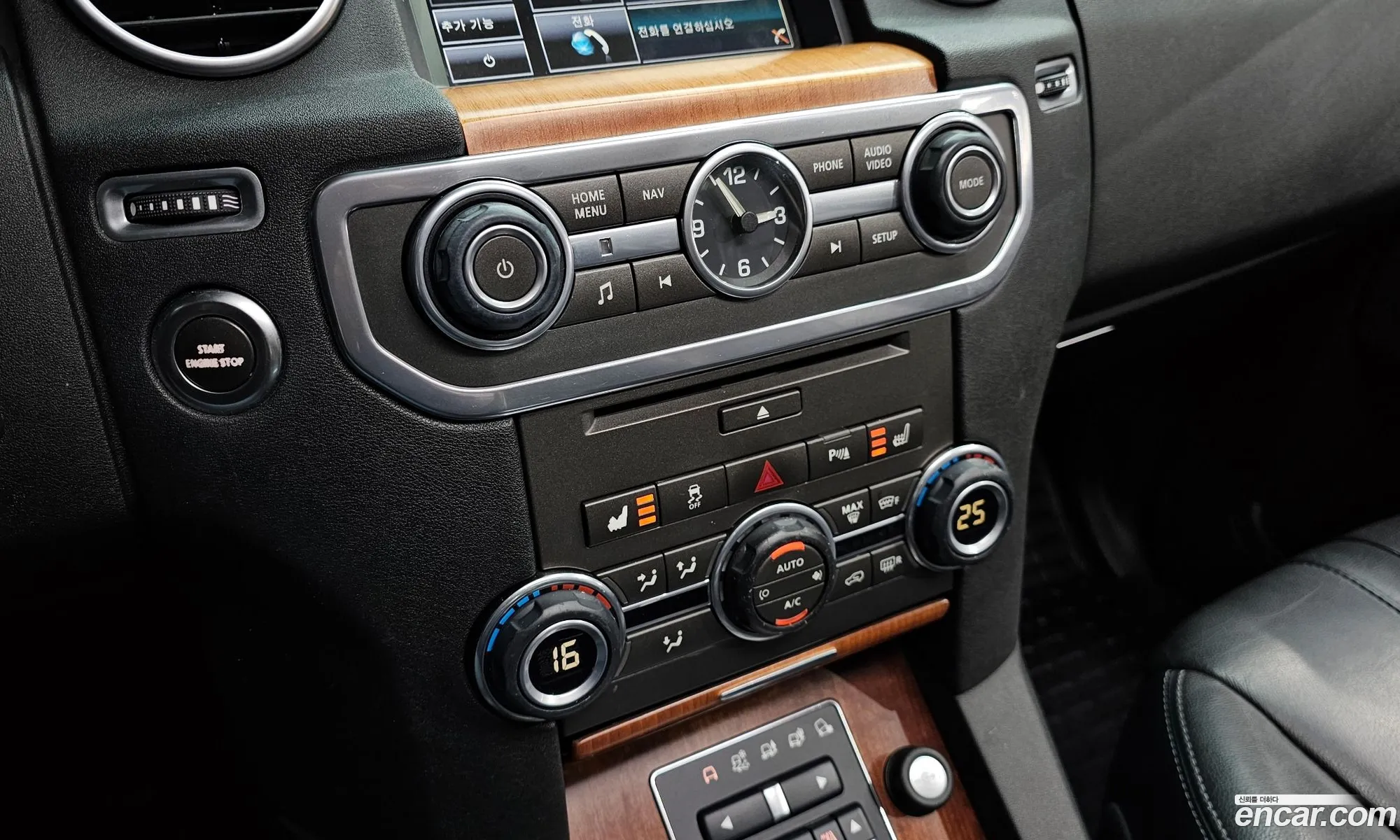 Land Rover Discovery 4 2013 SALLAAAG6DA690111 — 13