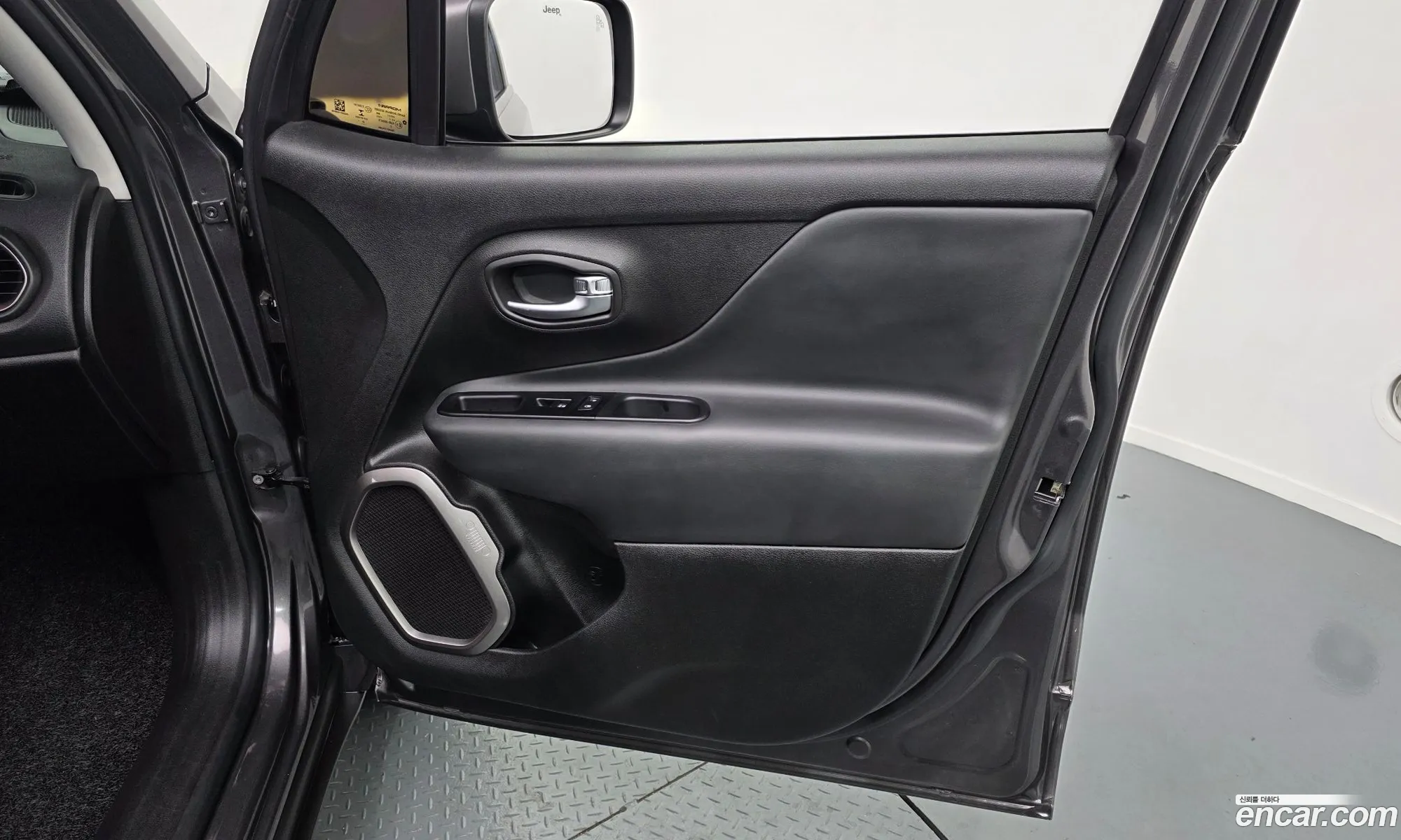 Jeep Renegade 2021 1C4NJCDB4MPM78211 — 14