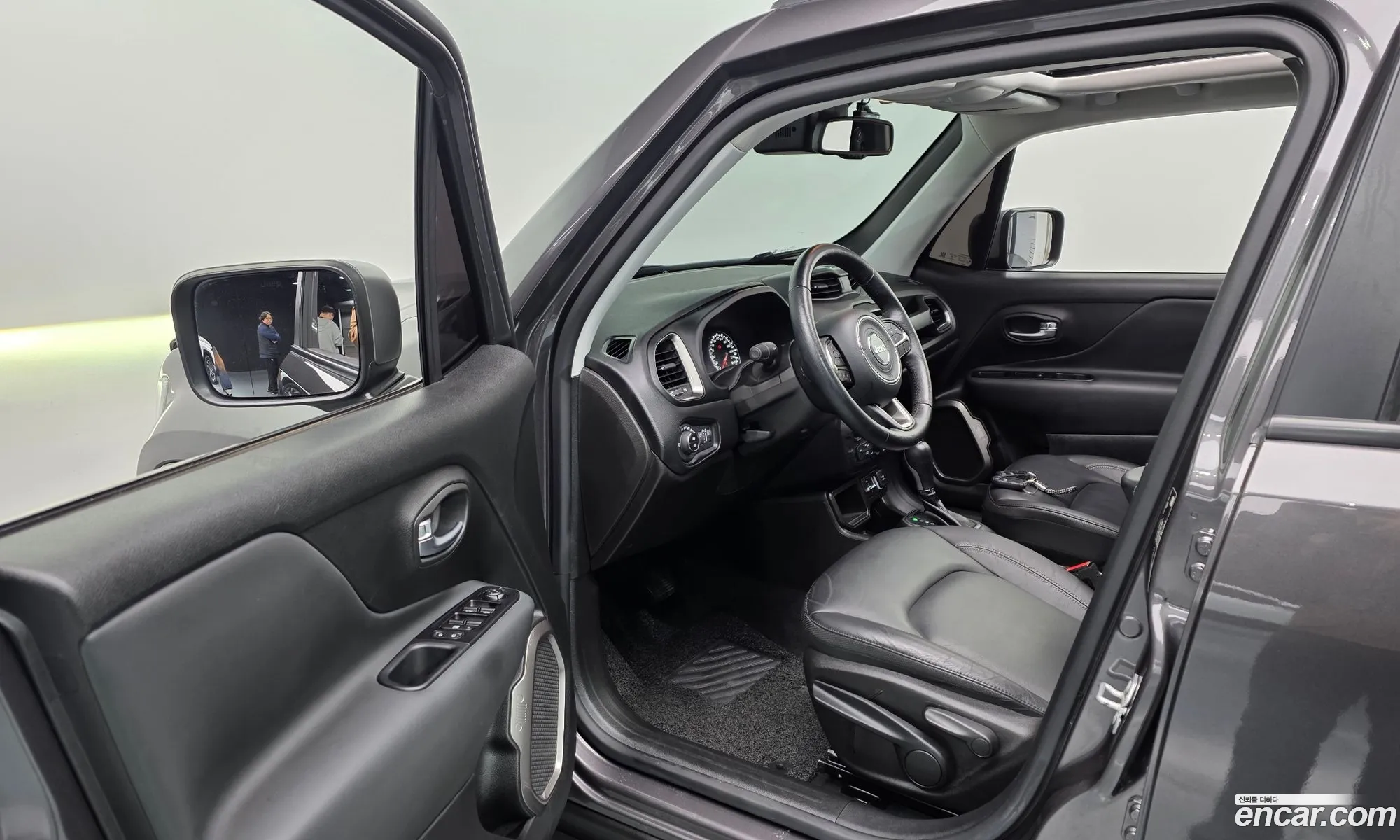 Jeep Renegade 2021 1C4NJCDB4MPM78211 — 3