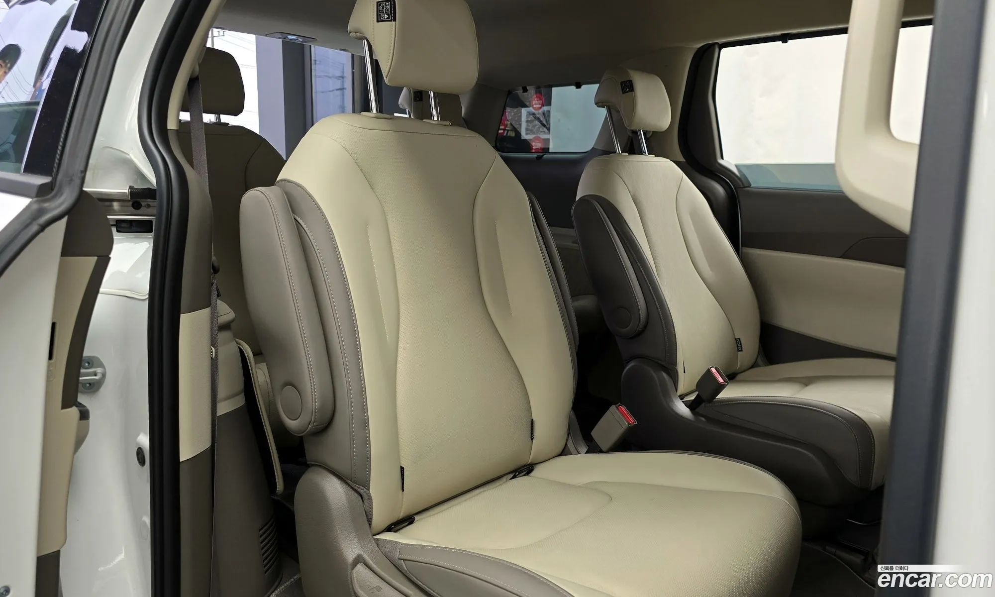 Kia Carnival 2024 — 6
