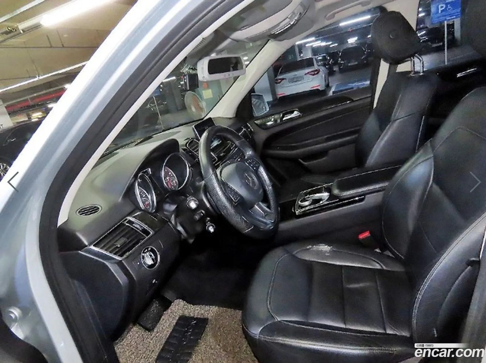 Mercedes-Benz GLE-Class W166 2016 — 12