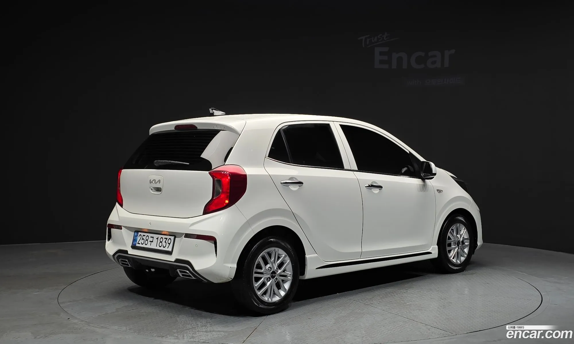 Kia Morning Urban 2023 — 14