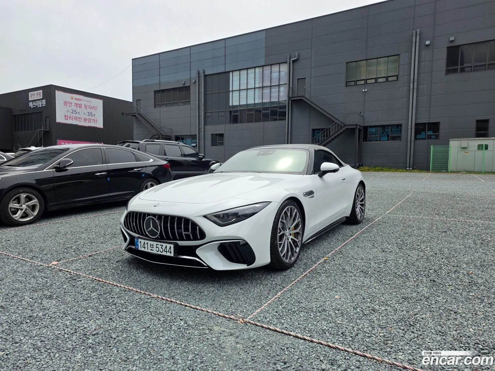 Mercedes-Benz SL-Class R232 2024 — 13