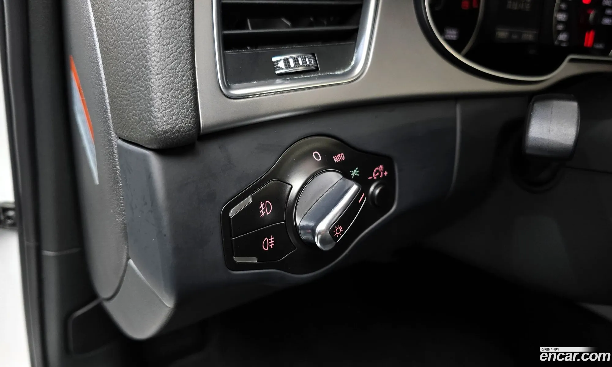 Audi A4 2015 WAUZZZ8K9FA023400 — 8