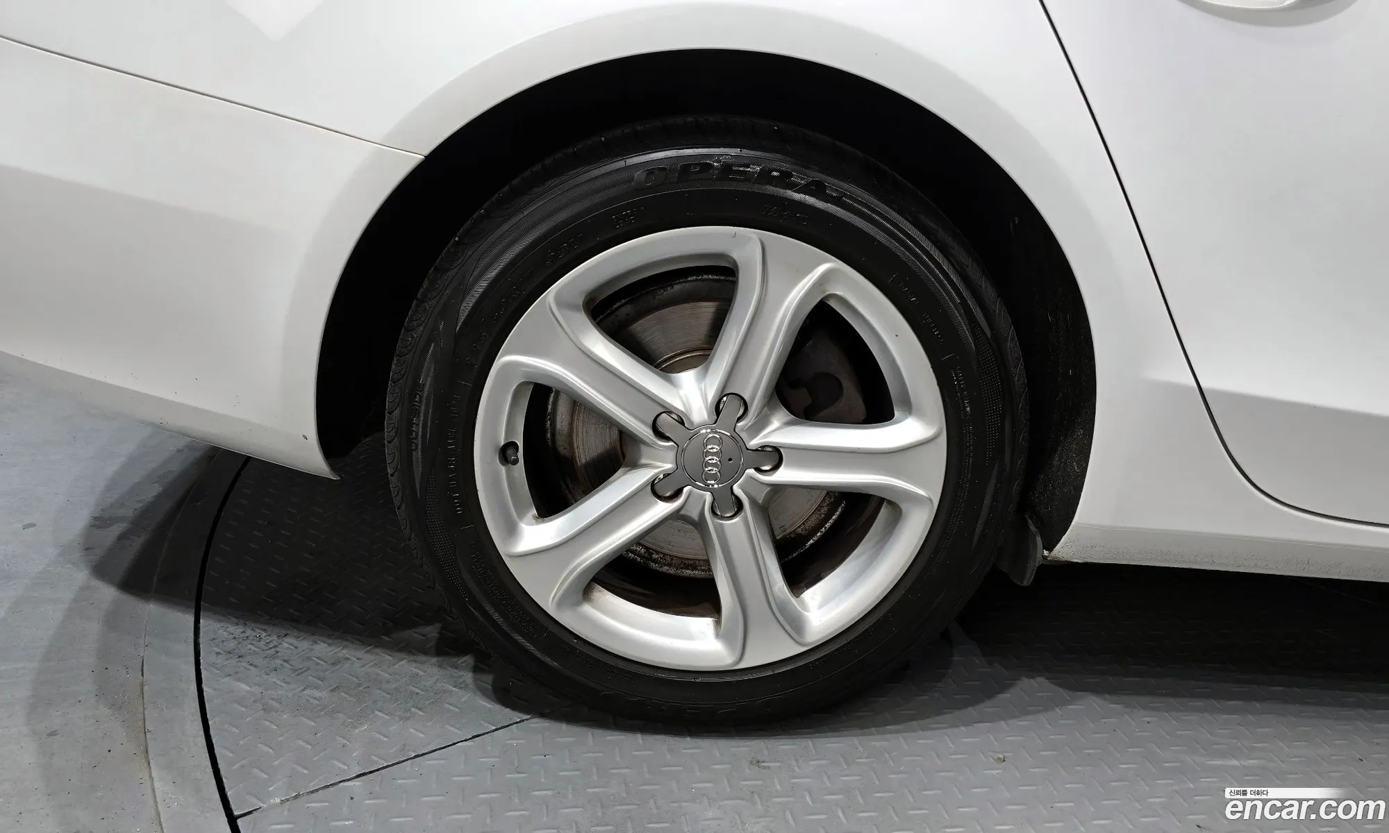 Audi A4 2015 WAUZZZ8K9FA023400 — 14