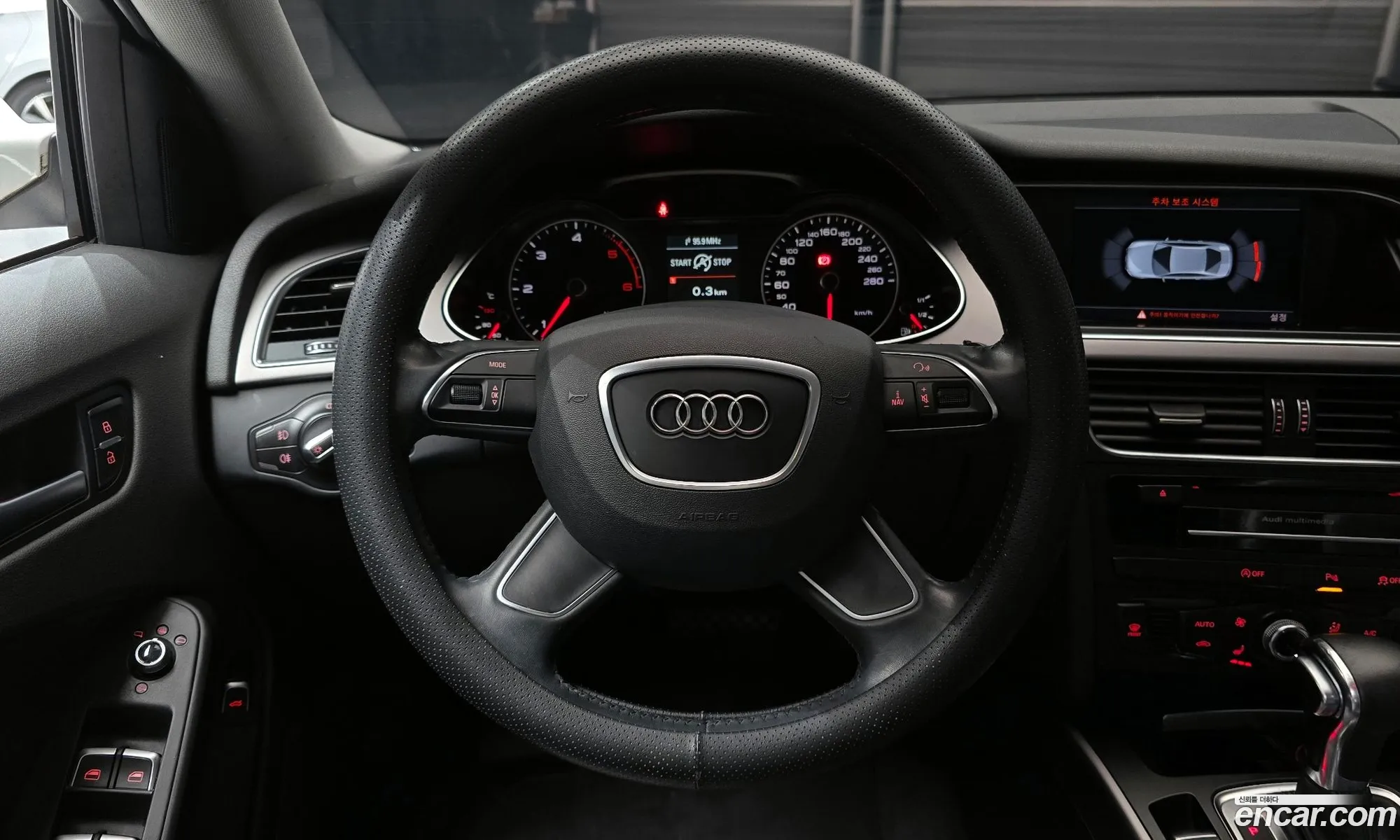 Audi A4 2015 WAUZZZ8K9FA023400 — 4