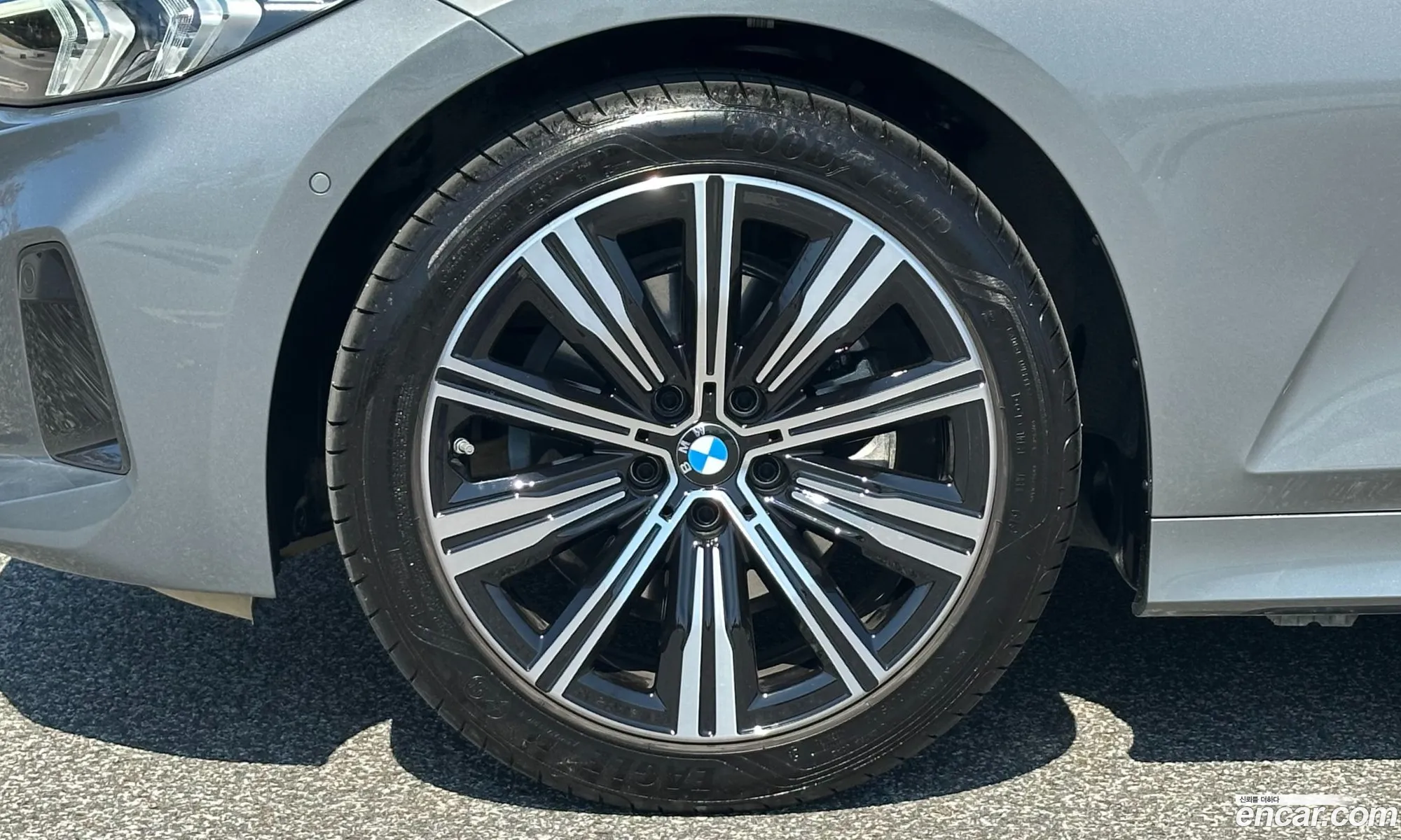 BMW 3 Series 2025 — 15