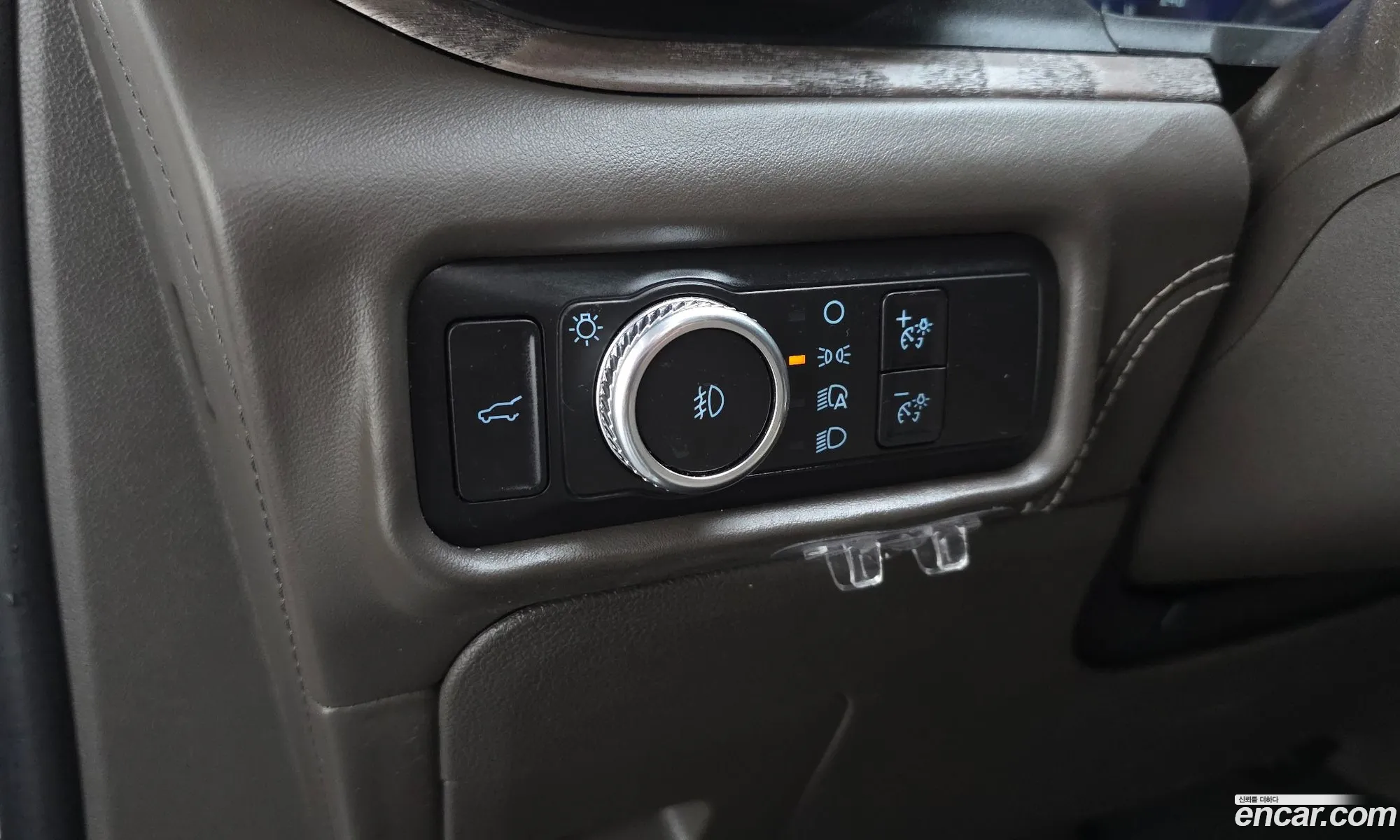 Ford Explorer 6th Gen 2022 1FM5K8HC4NGA48527 — 25