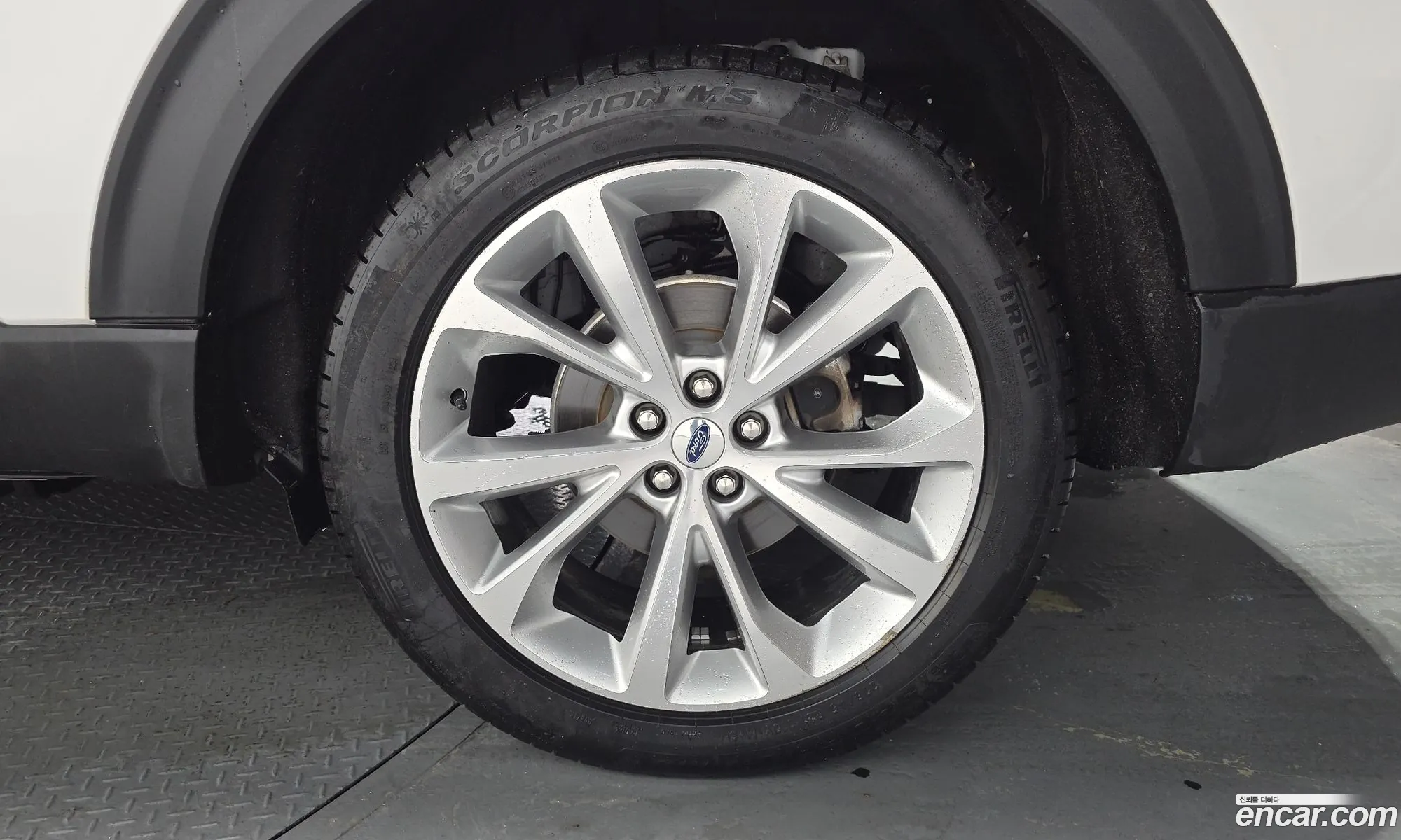 Ford Explorer 6th Gen 2022 1FM5K8HC4NGA48527 — 27