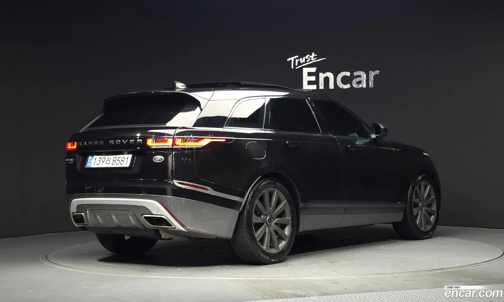 Land Rover Range Rover Velar 2018 — 17