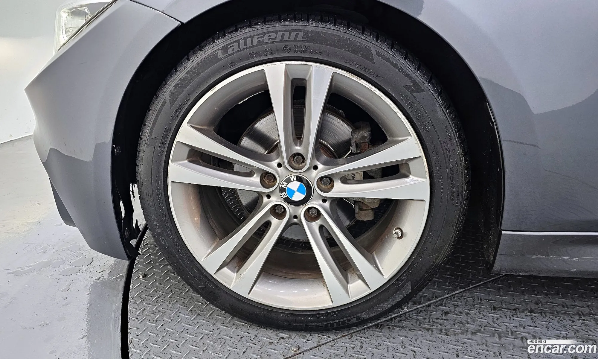 BMW 3 Series 2015 WBA3C1104FF136742 — 12