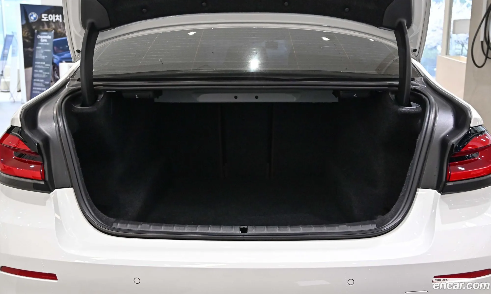 BMW 5 Series 2022 — 18