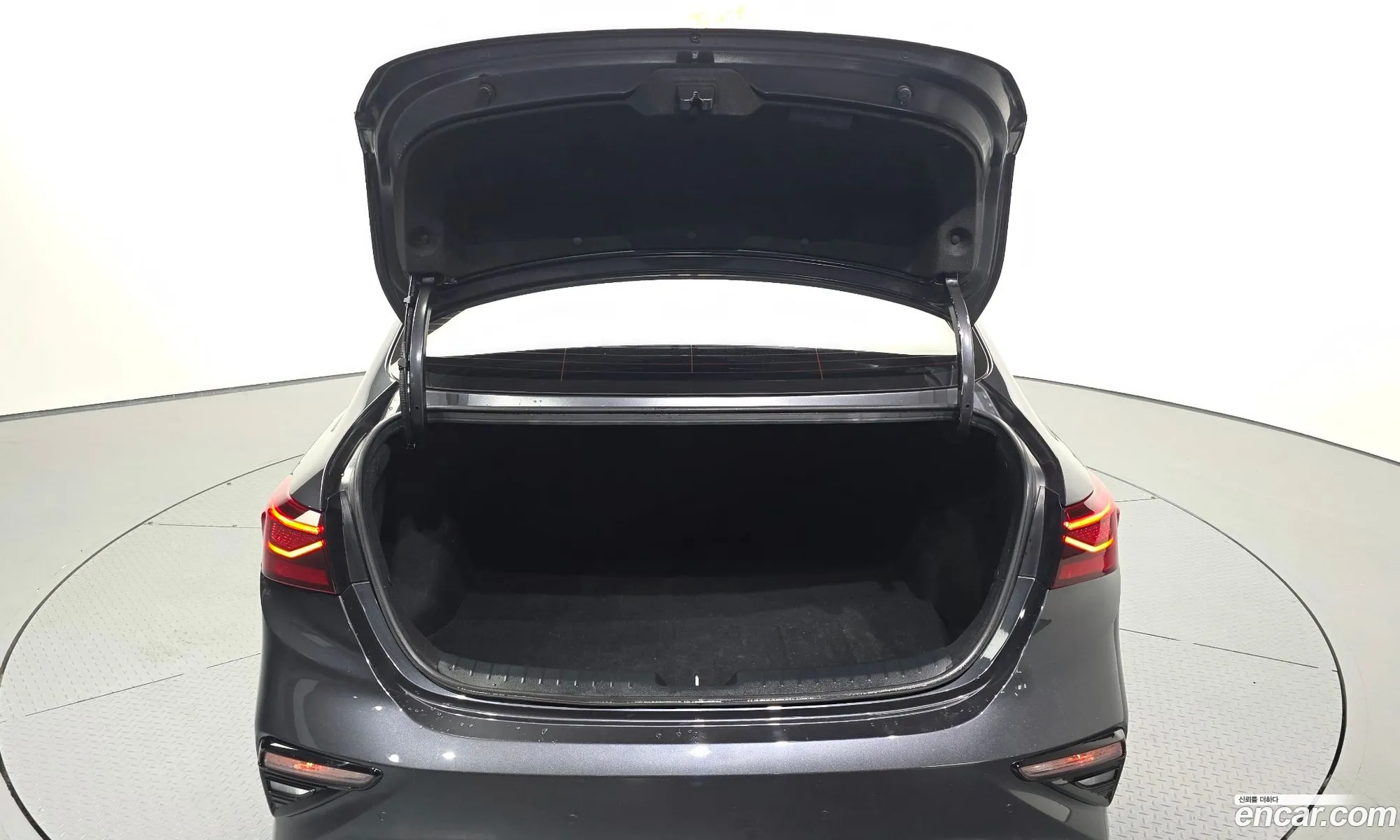 Kia K3 2018 — 8
