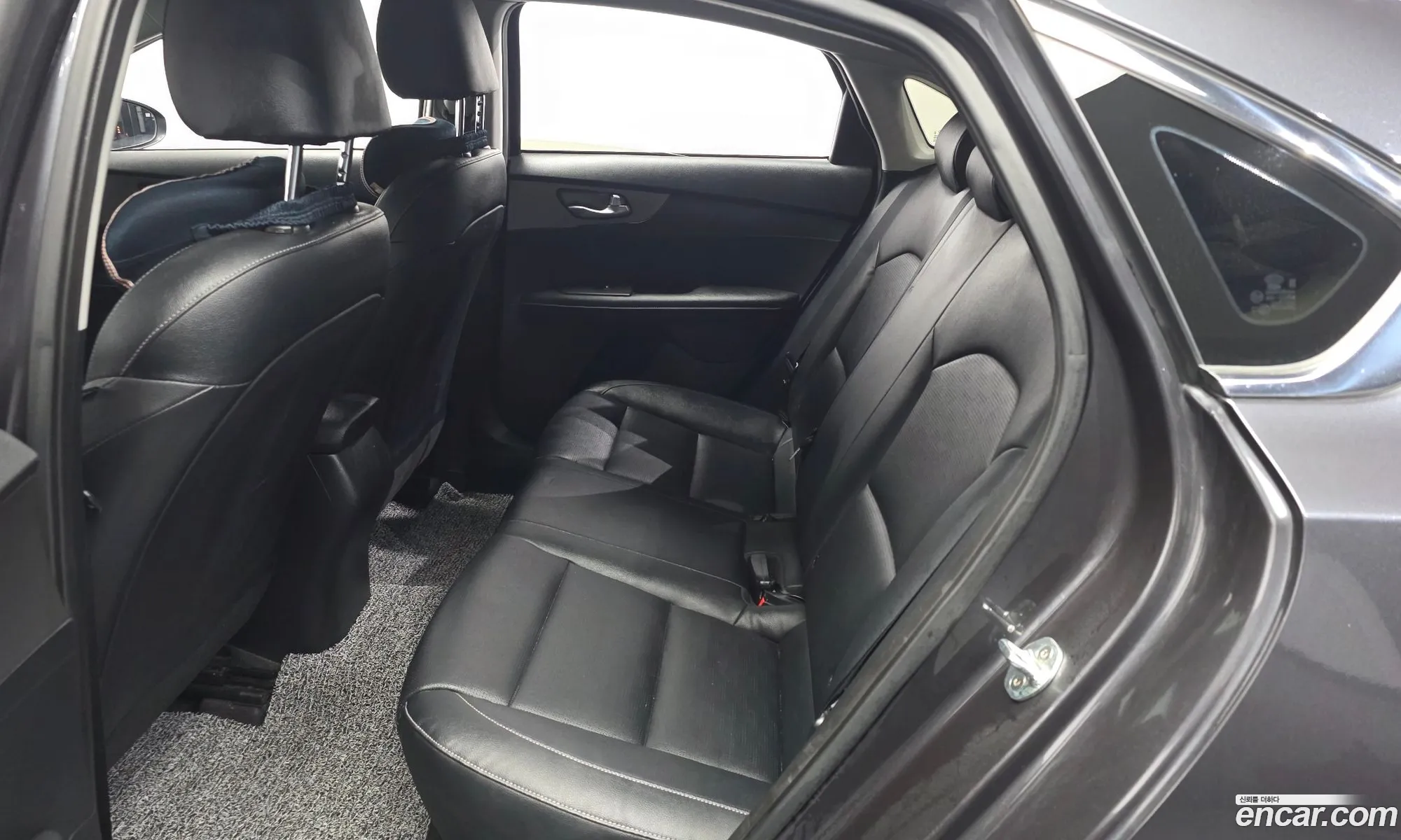 Kia K3 2018 — 13
