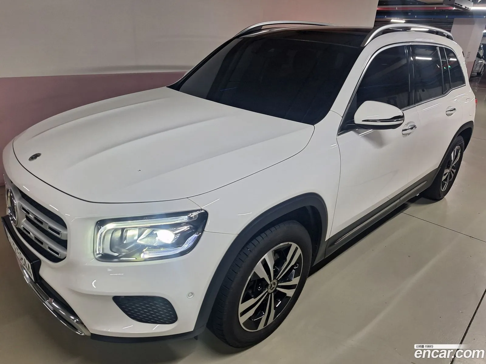 Mercedes-Benz GLB-Class X247 2021 — 14