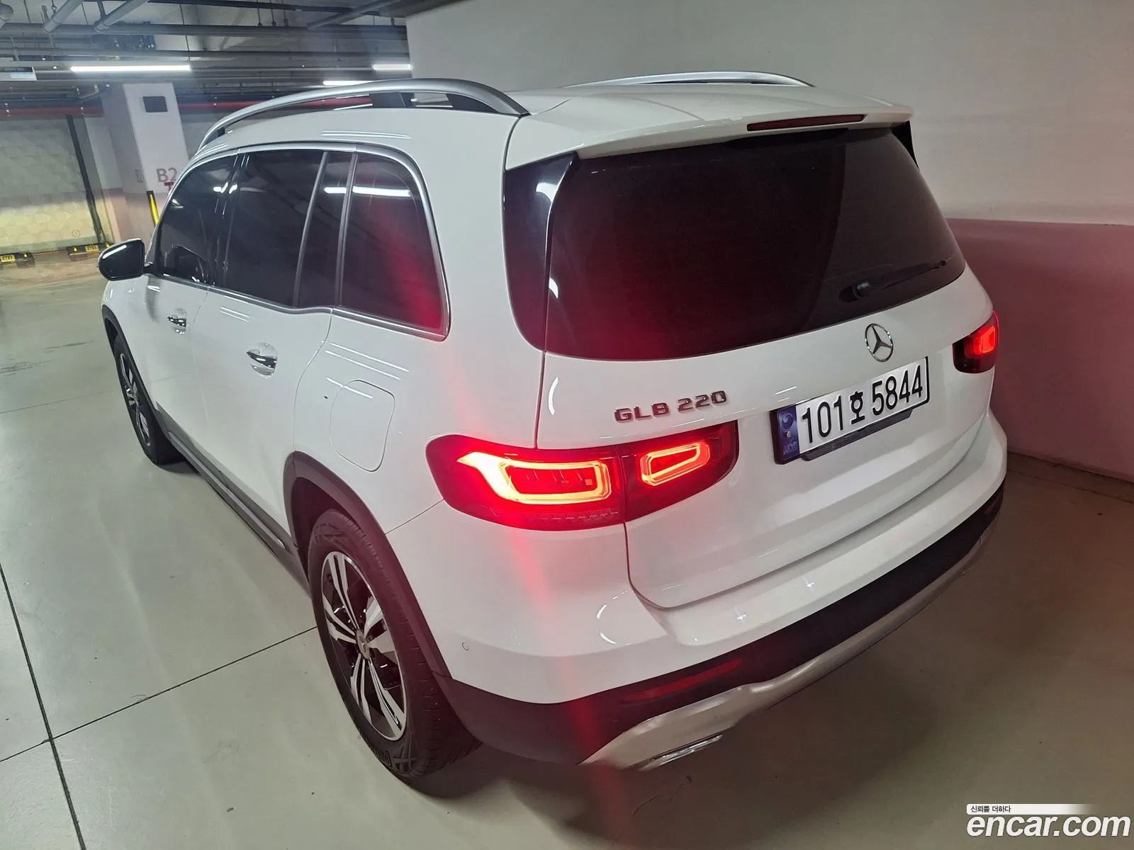 Mercedes-Benz GLB-Class X247 2021 — 2