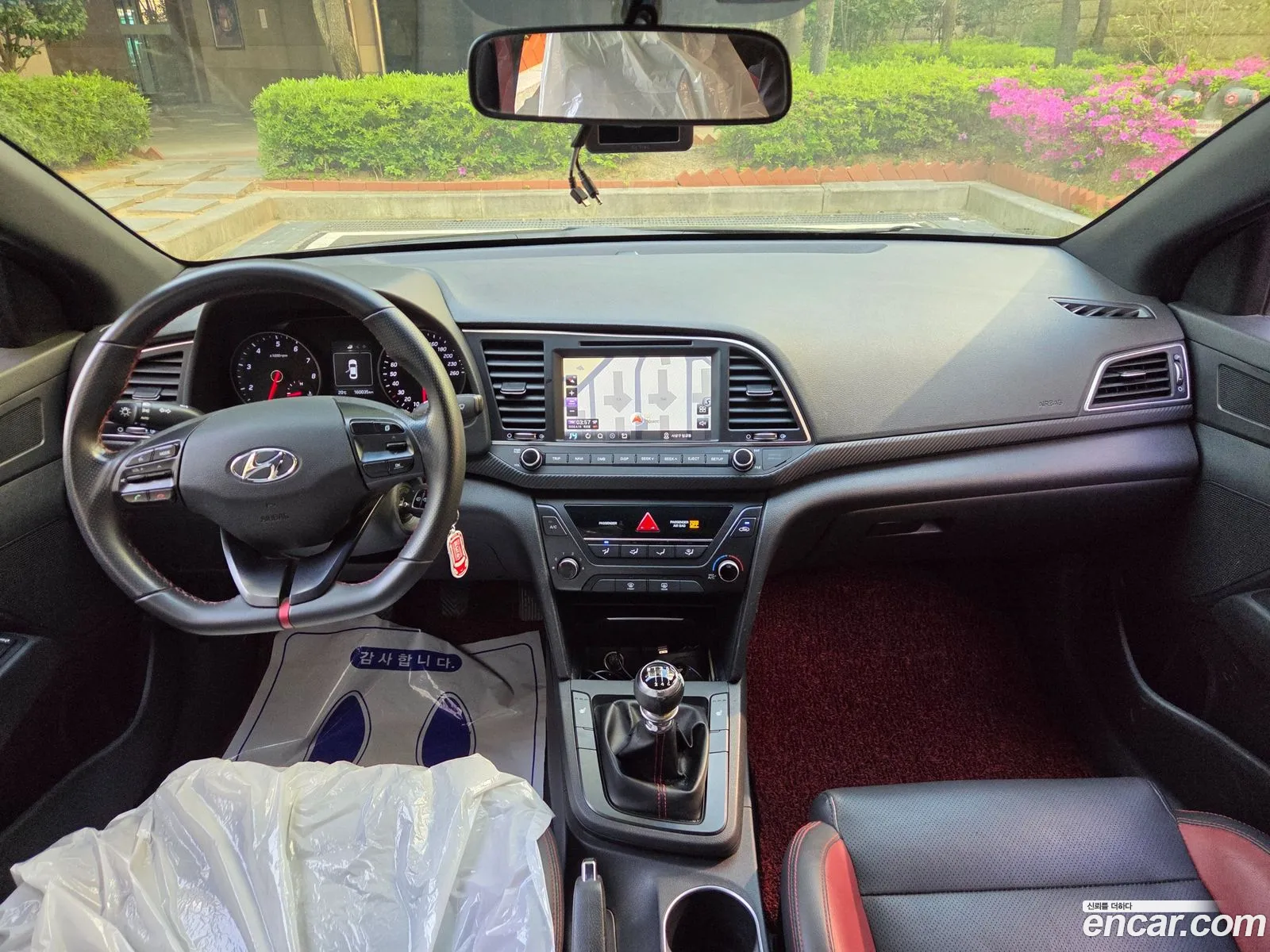 Hyundai Elantra AD 2018 — 9