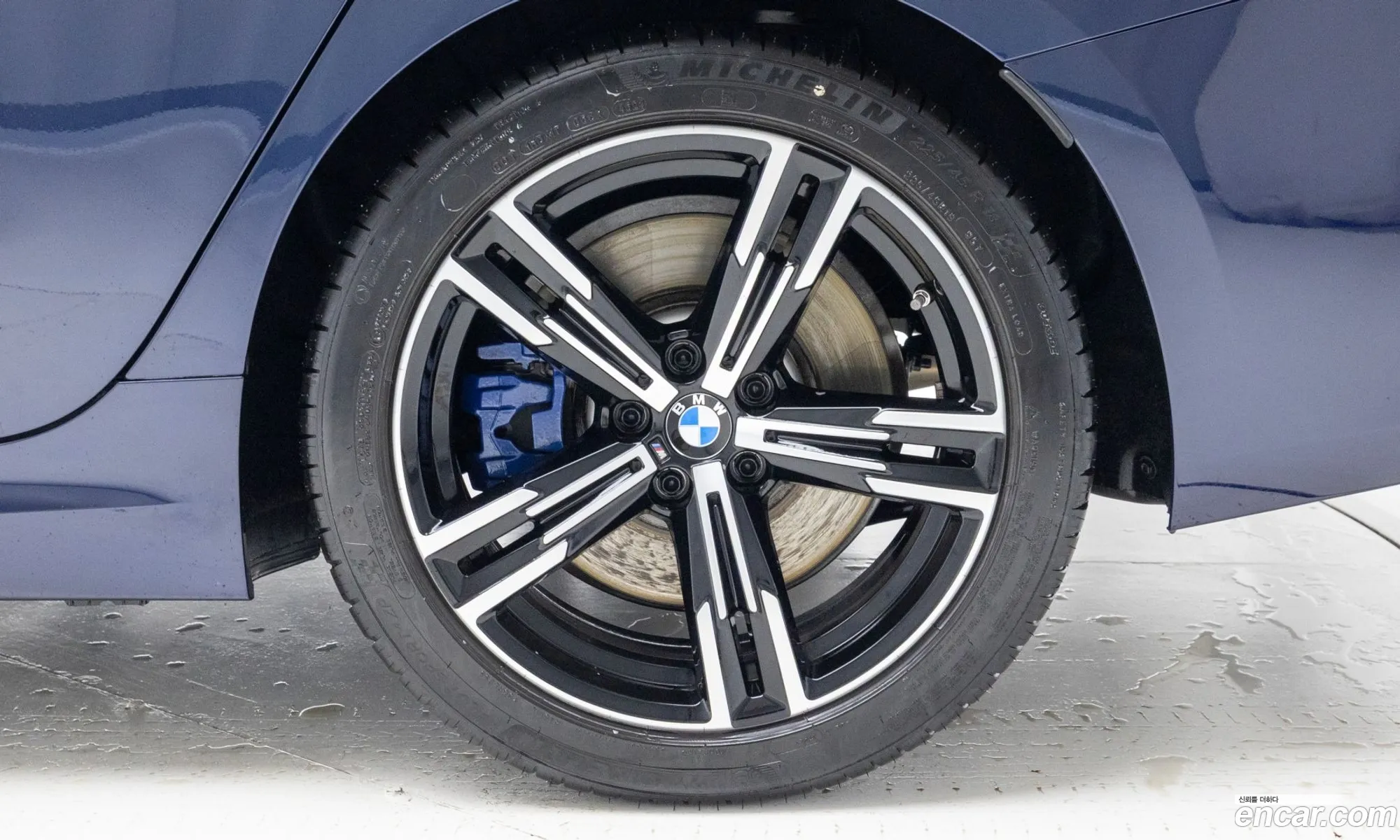 BMW 3 Series 2025 — 19