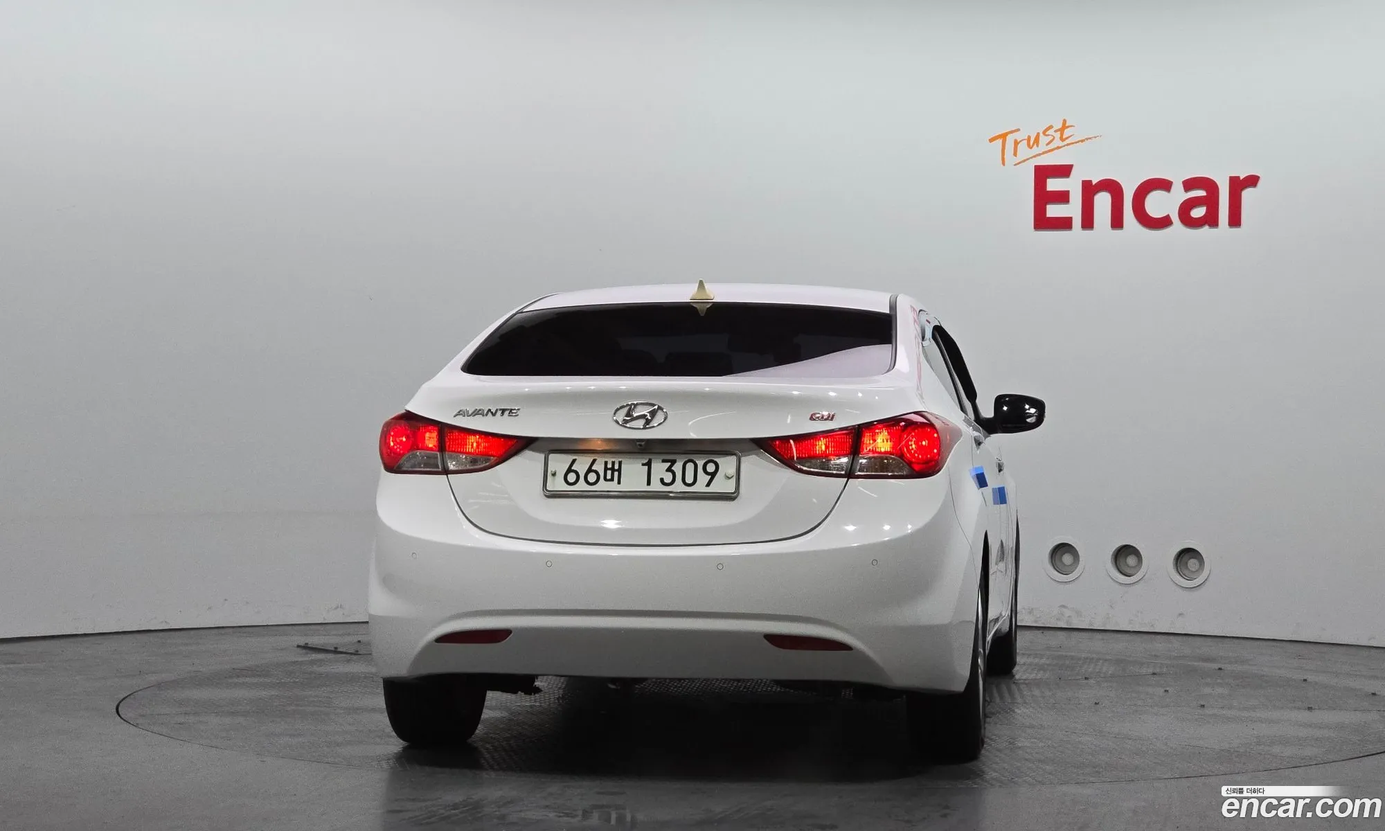 Hyundai Elantra MD 2012 — 9