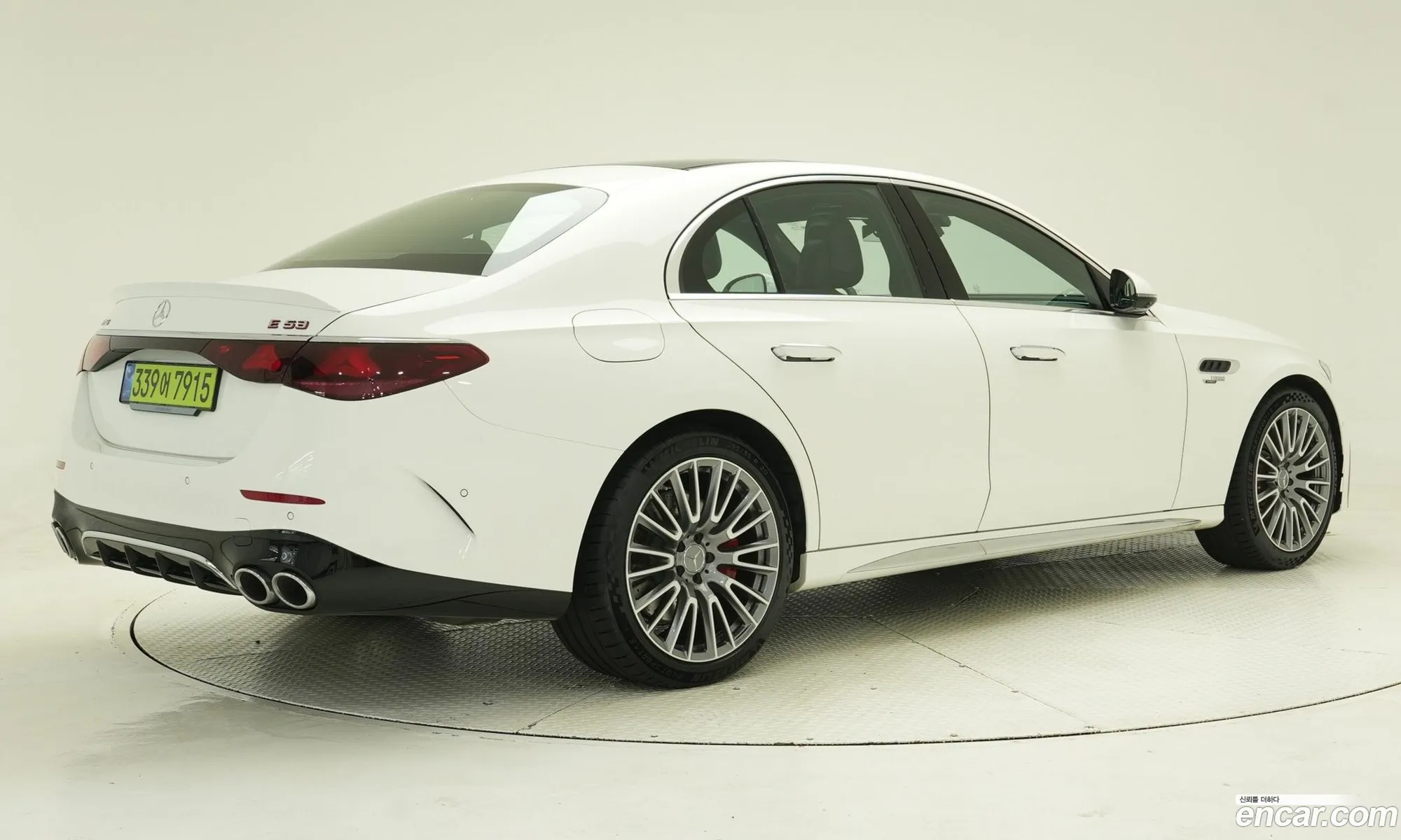 Mercedes-Benz E-Class W214 2025 — 11