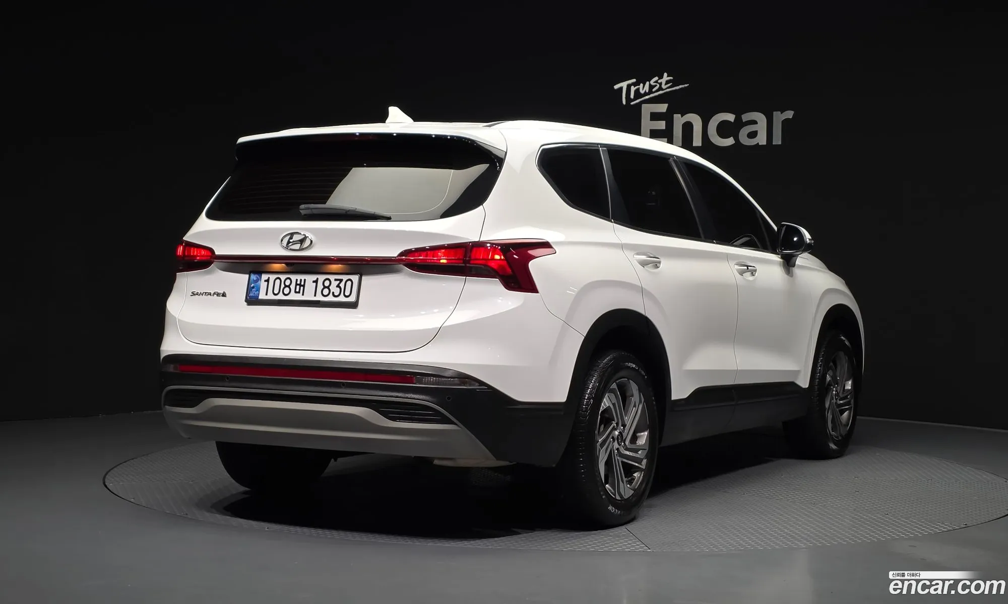 Hyundai Santa Fe 2022 — 19
