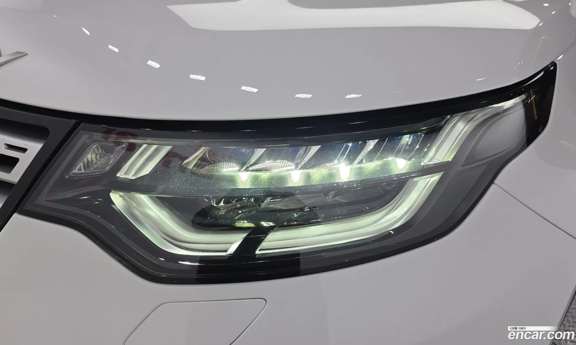 Land Rover Discovery 5 2019 — 19