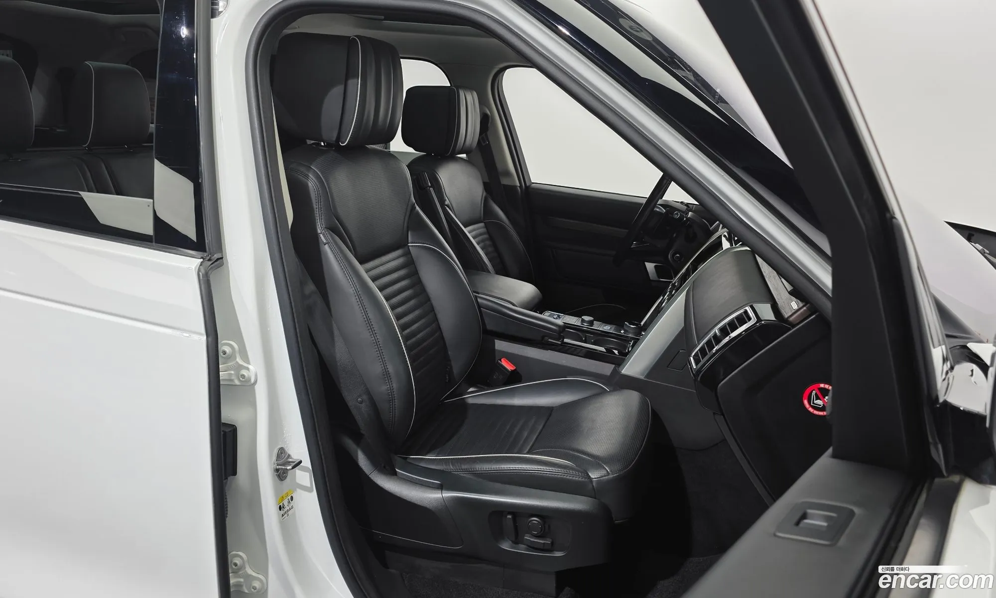 Land Rover Discovery 5 2019 — 6