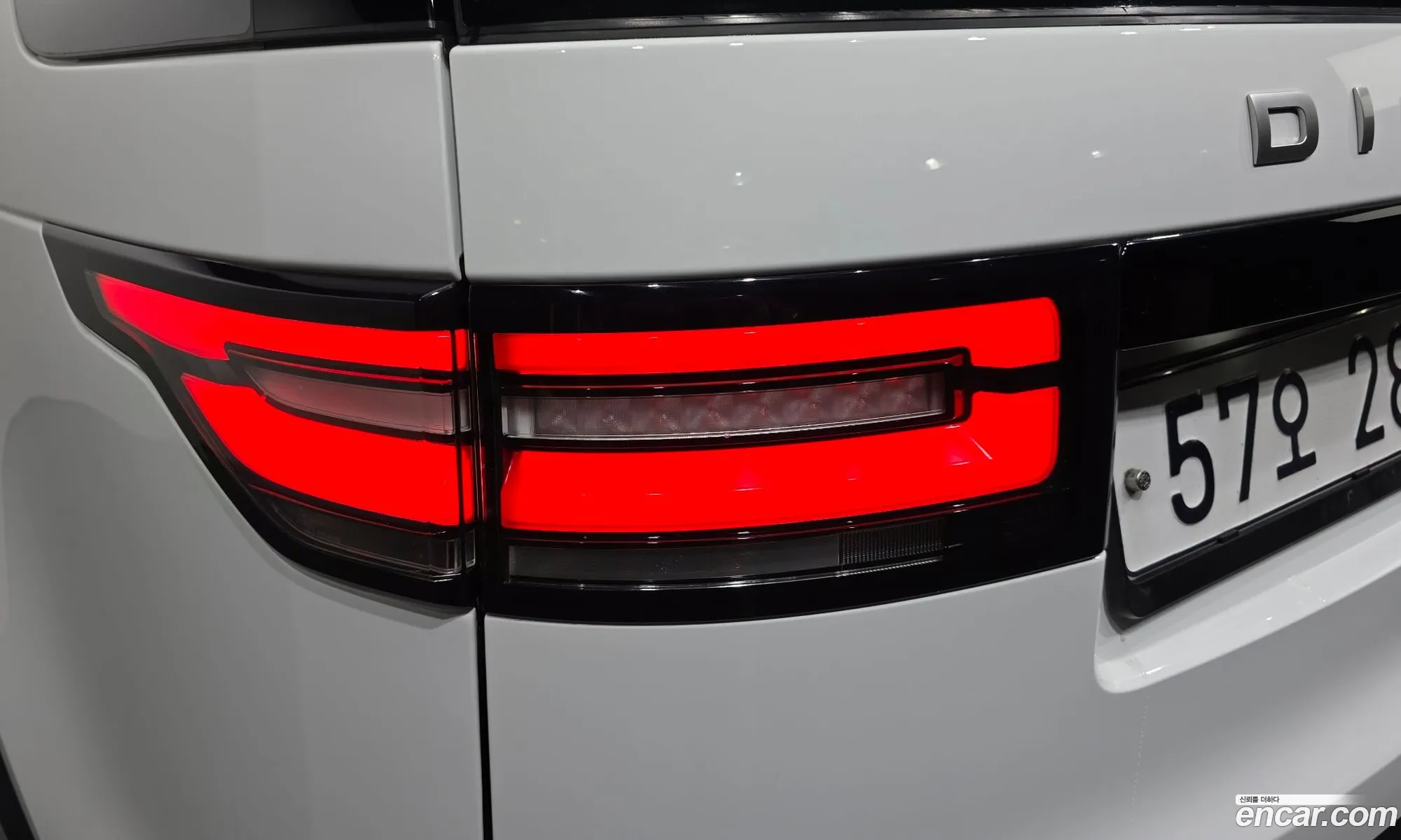 Land Rover Discovery 5 2019 — 24
