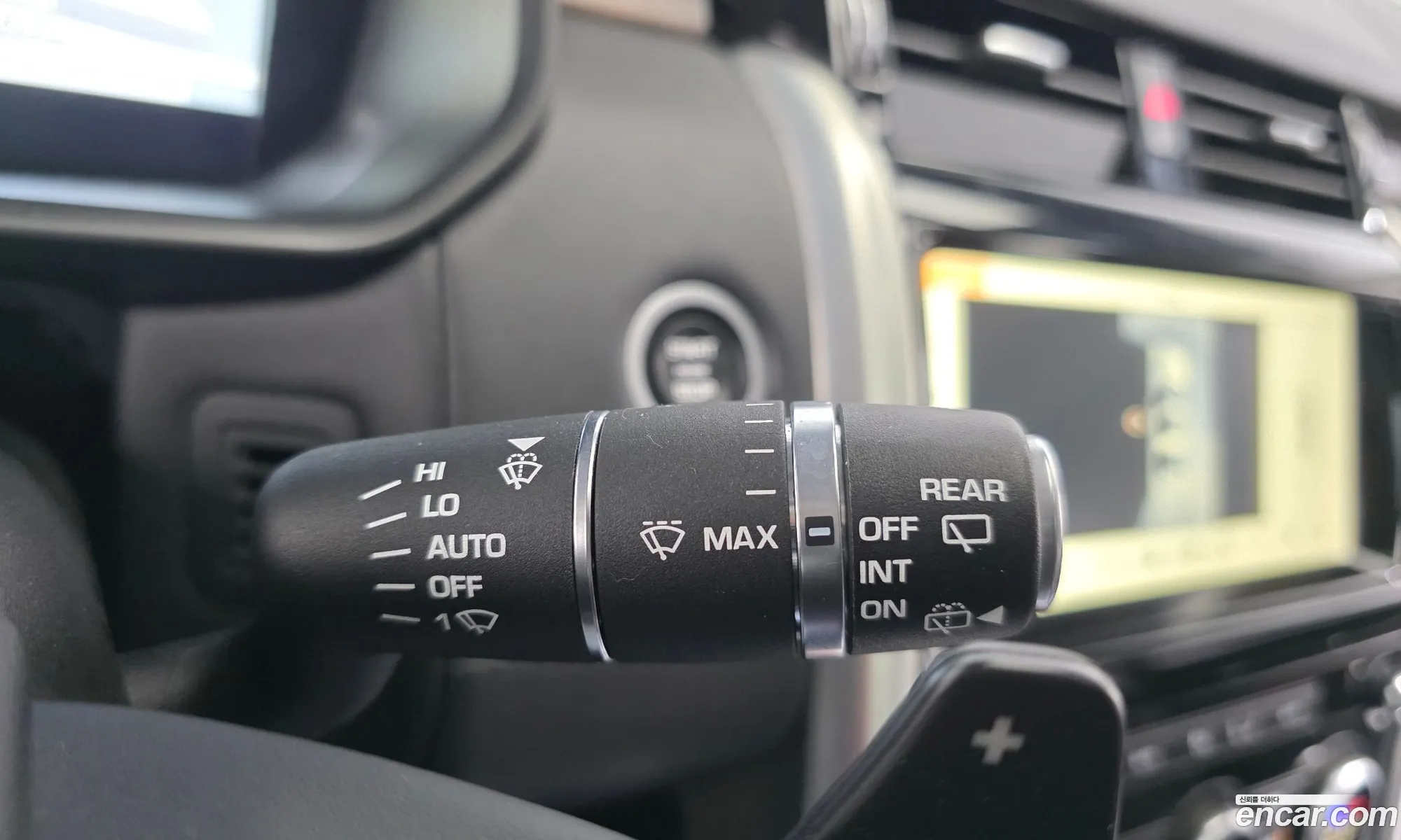 Land Rover Discovery 5 2019 — 15
