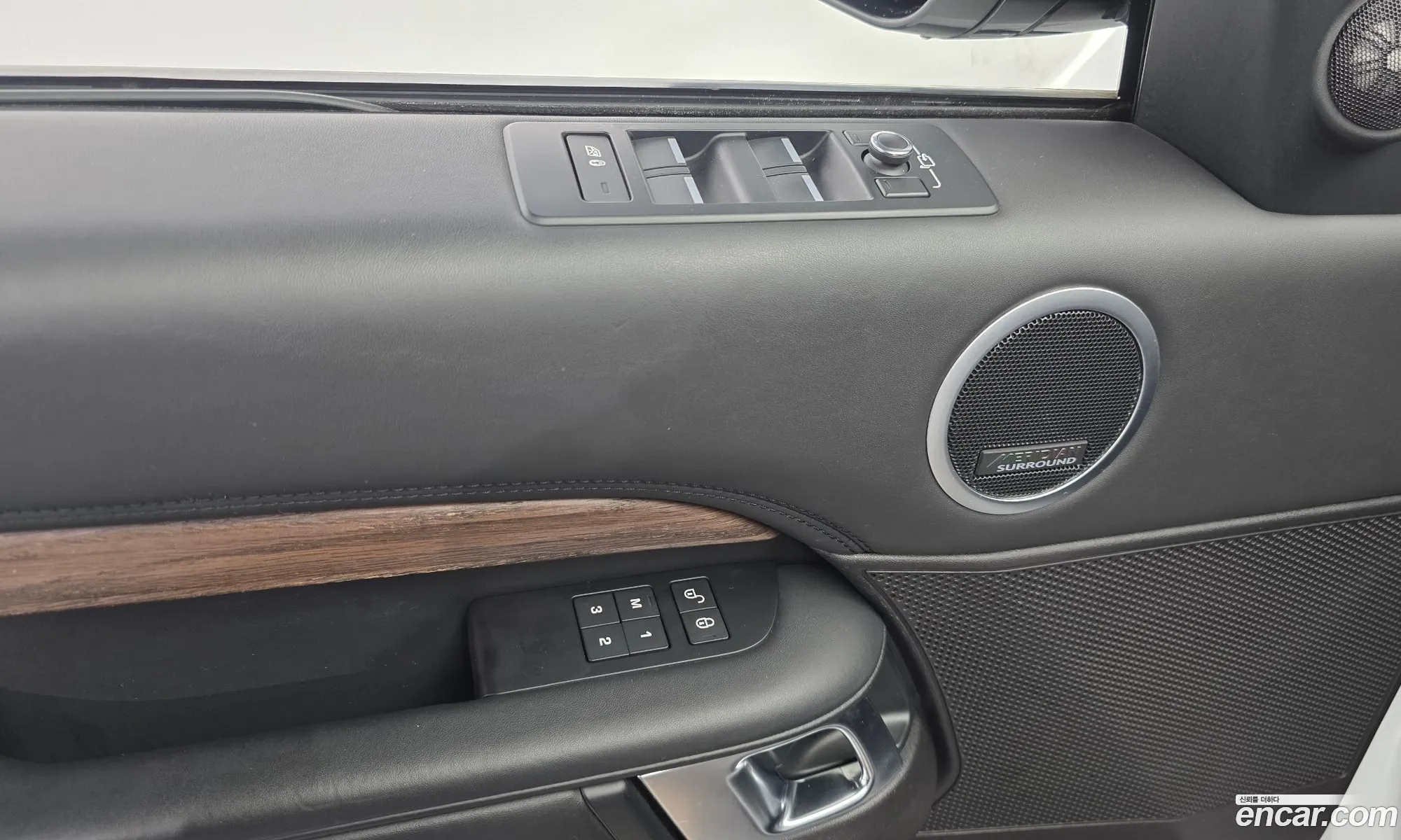 Land Rover Discovery 5 2019 — 20