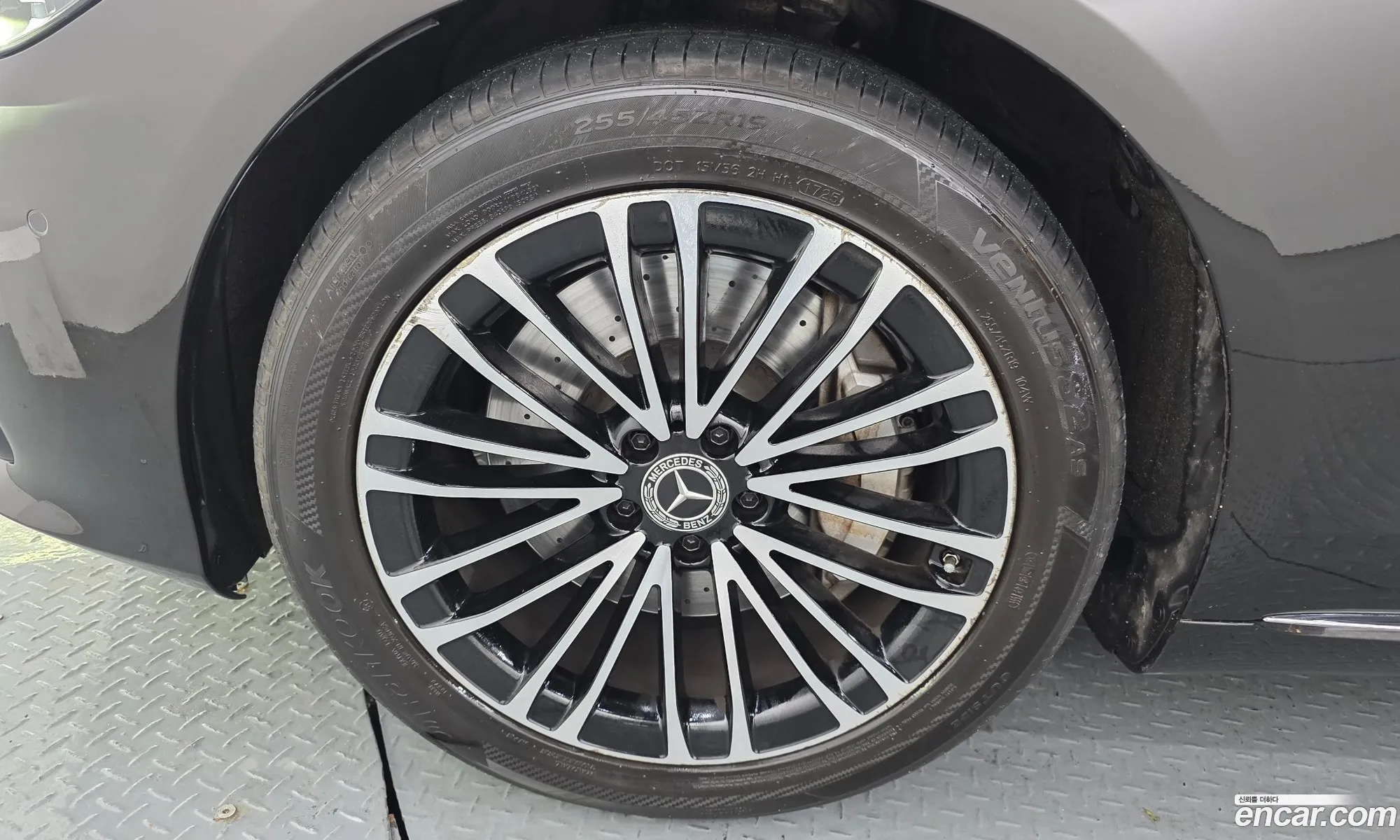 Mercedes-Benz S-Class W223 2021 — 24