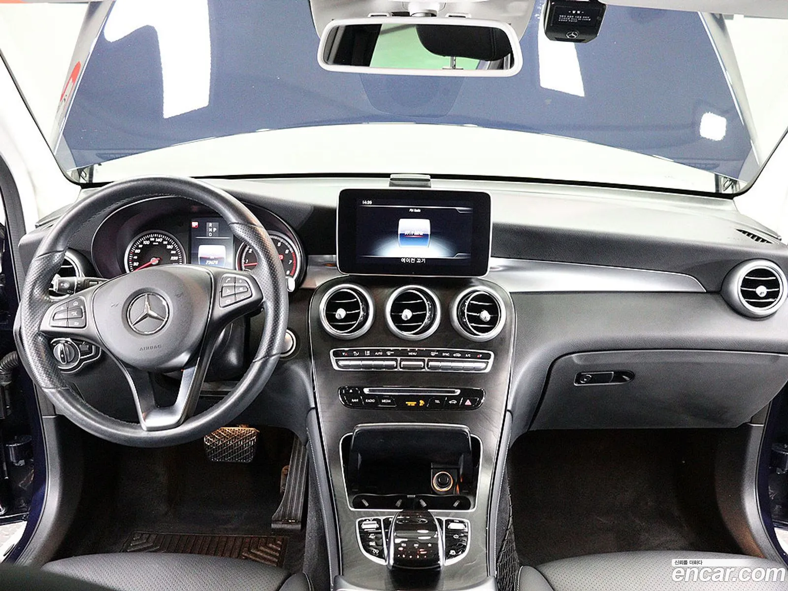 Mercedes-Benz GLC-Class X253 2019 — 5