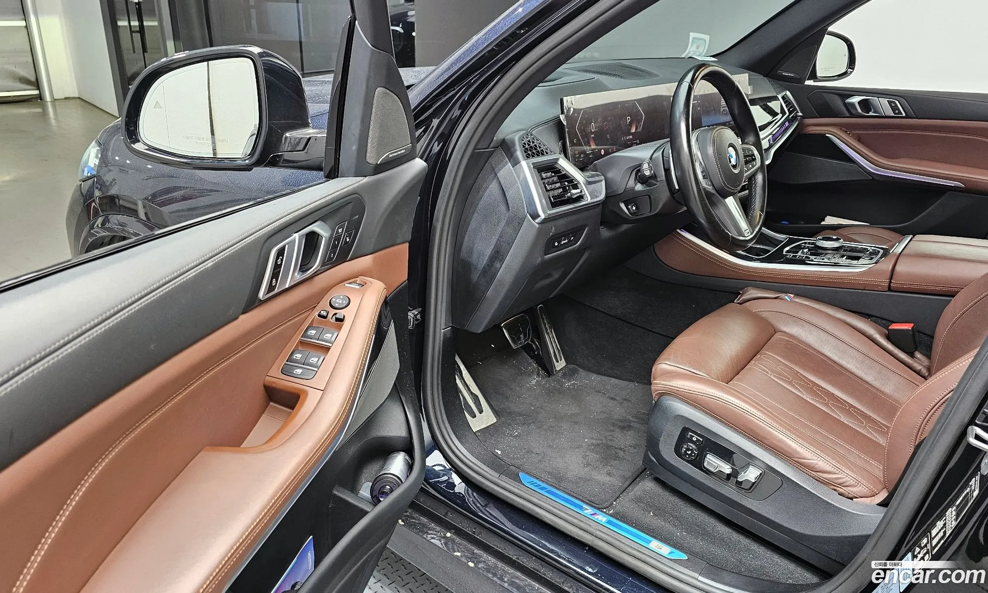 BMW X5 2023 — 7